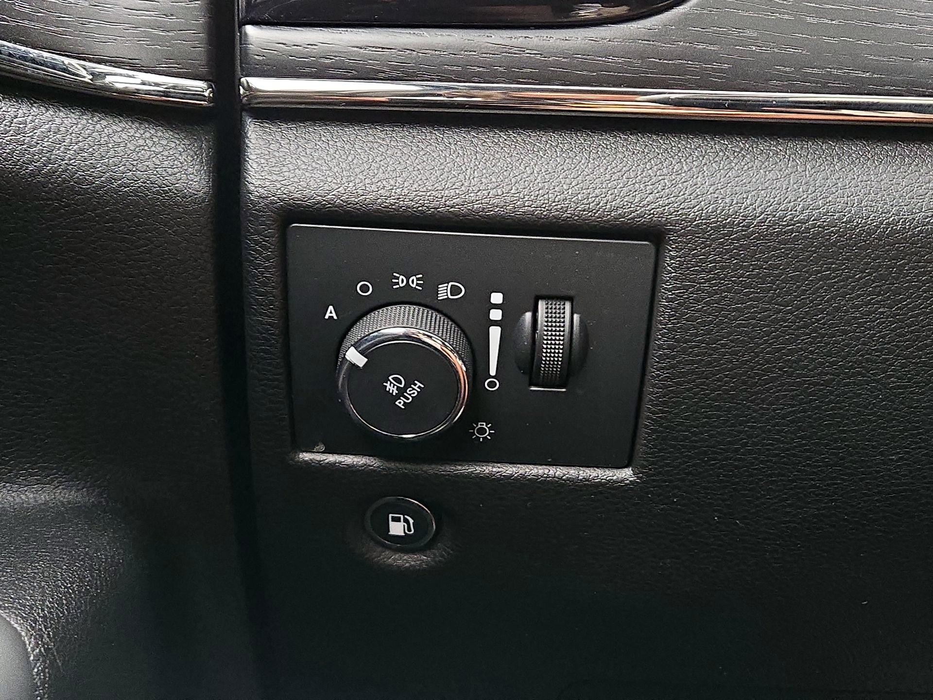 Thumbnail: 2021 Jeep Grand Cherokee - 13