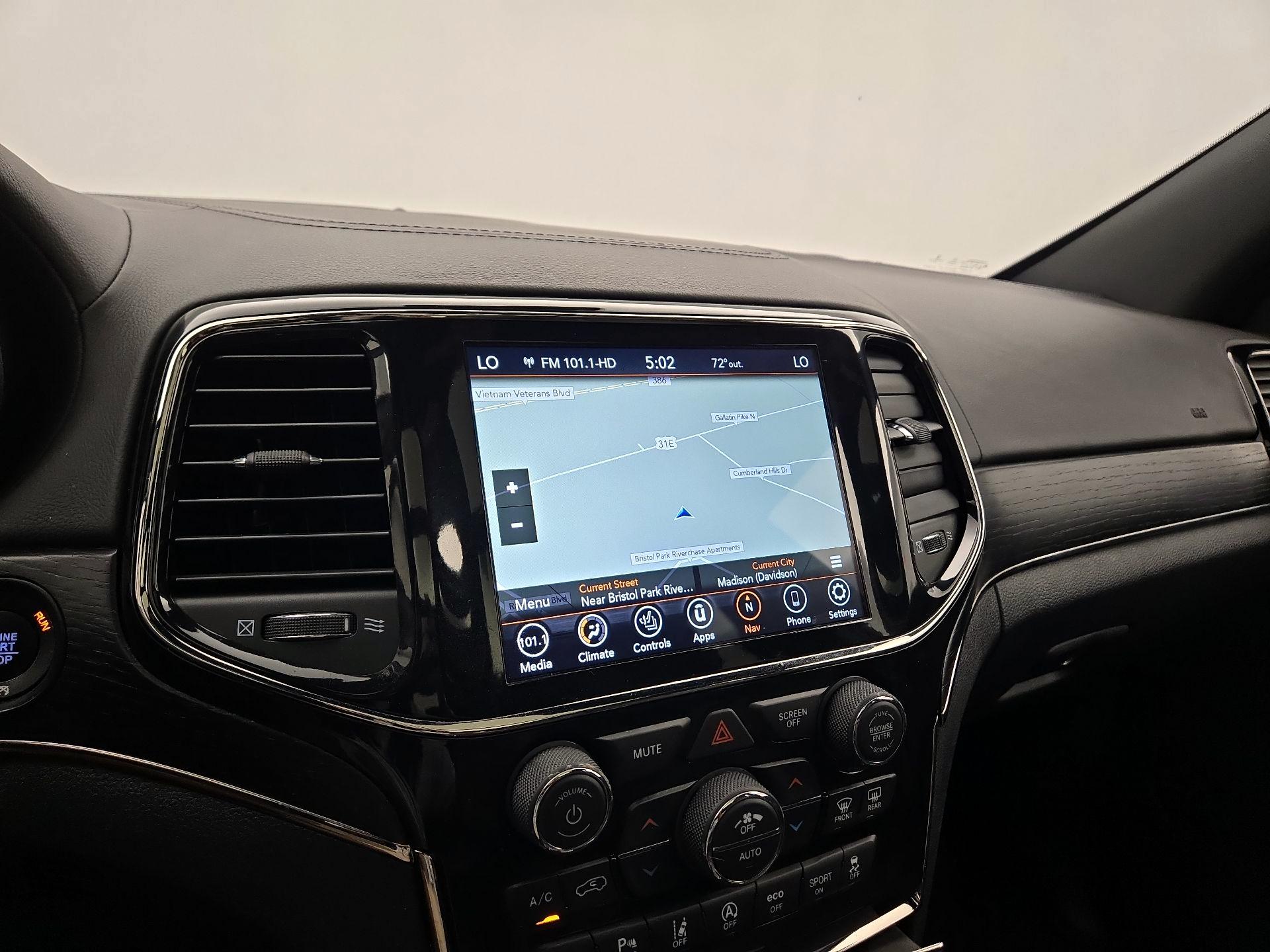 Thumbnail: 2021 Jeep Grand Cherokee - 14