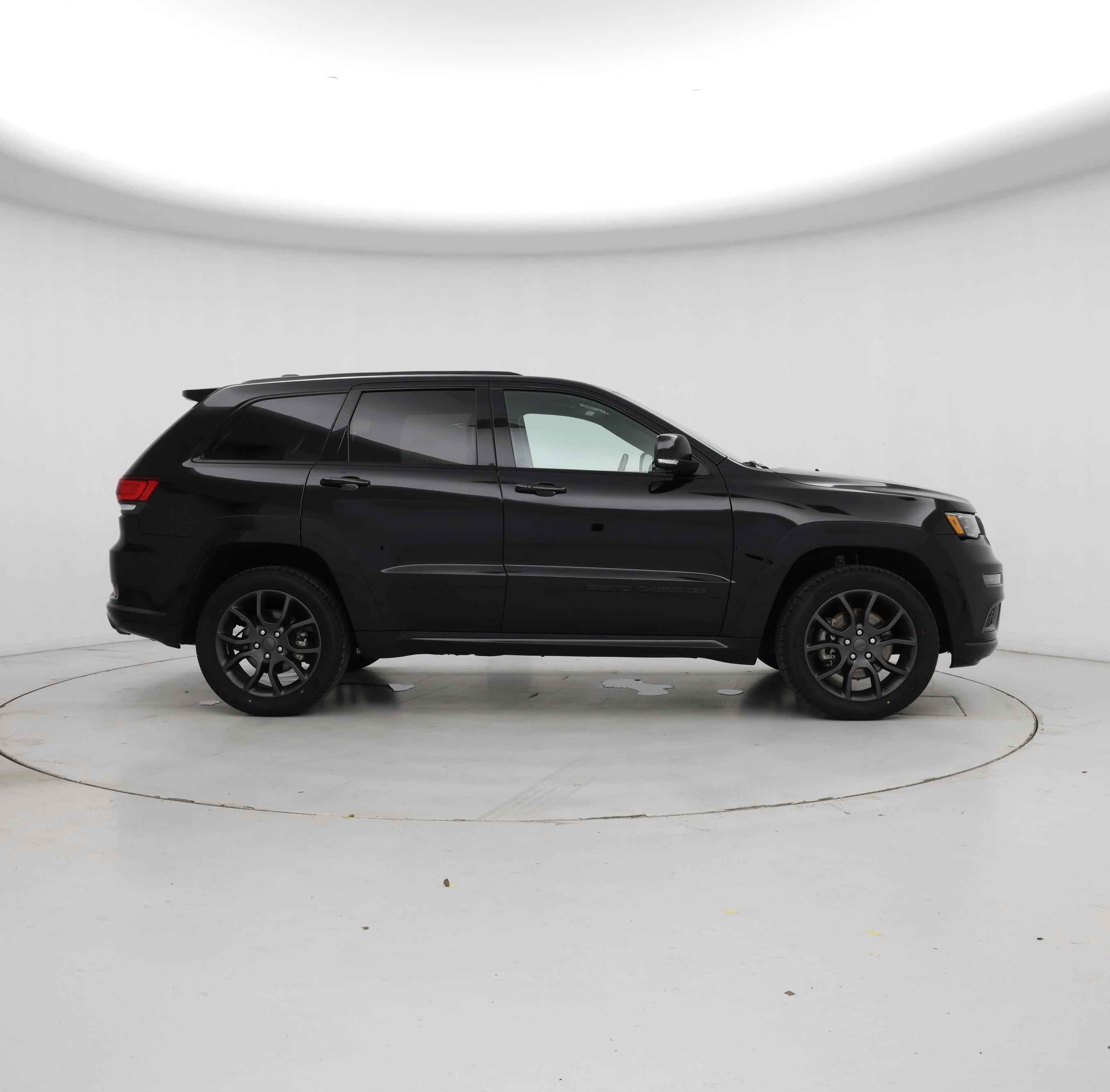 Thumbnail: 2021 Jeep Grand Cherokee - 7