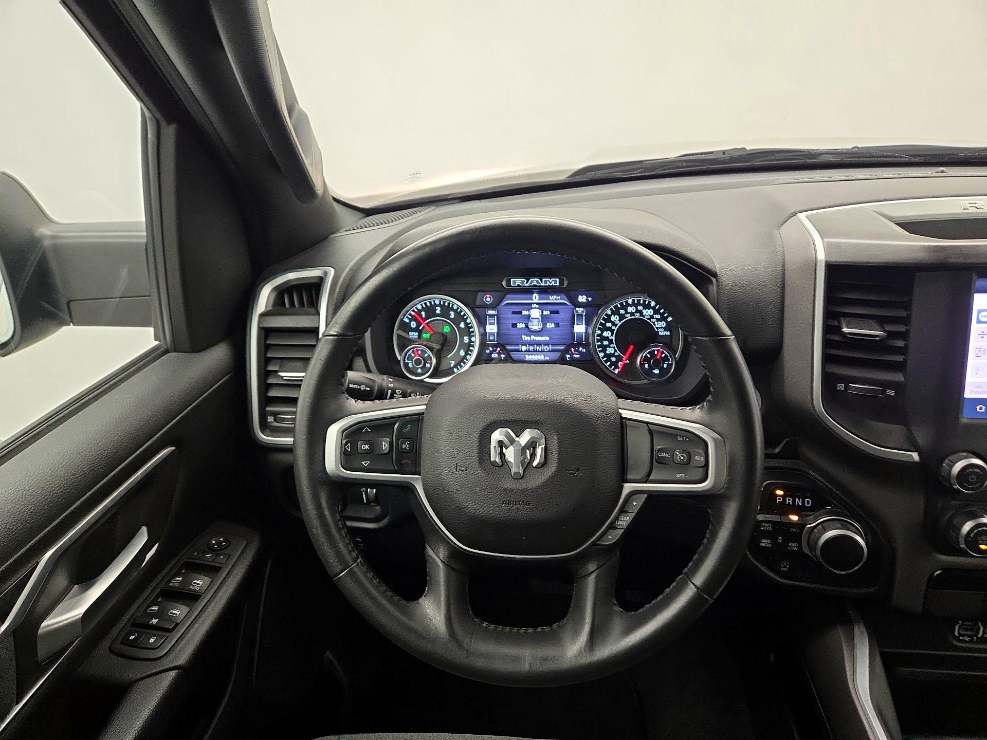 Thumbnail: 2022 RAM 1500 - 10