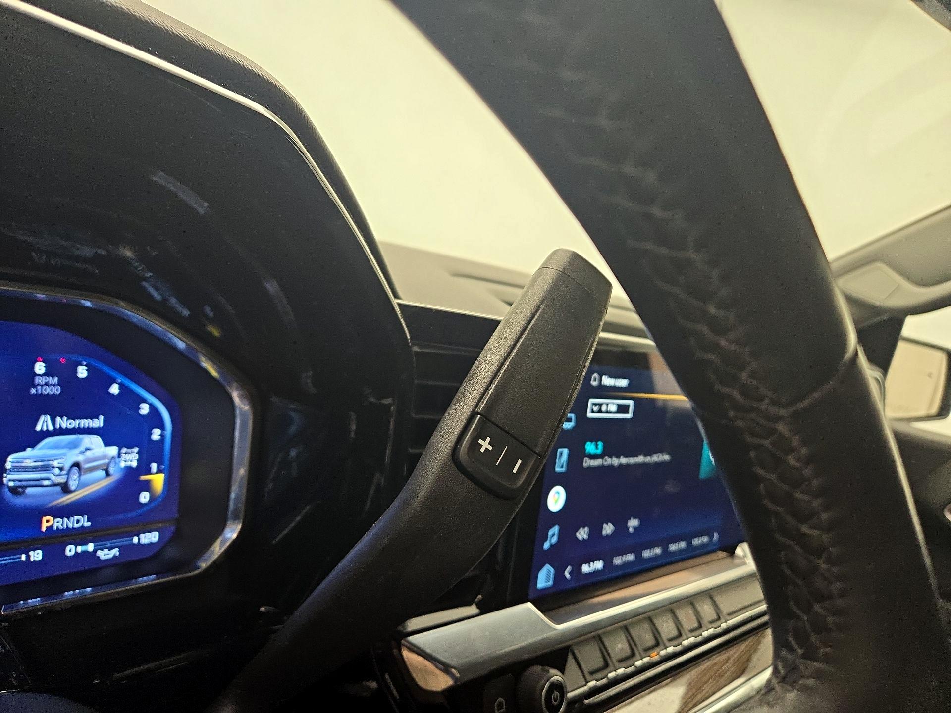 Thumbnail: 2022 Chevrolet Silverado 1500 - 17