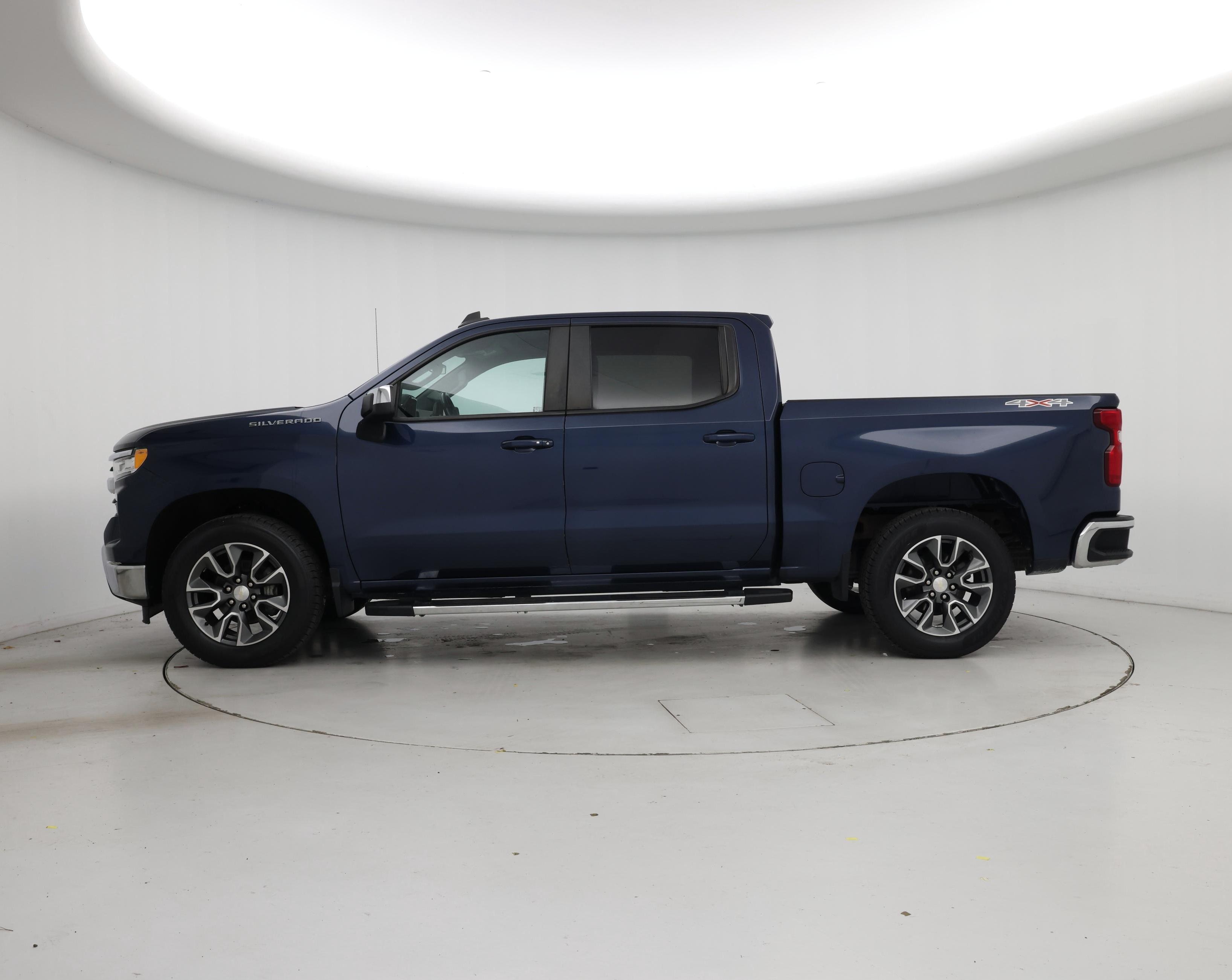 Thumbnail: 2022 Chevrolet Silverado 1500 - 3