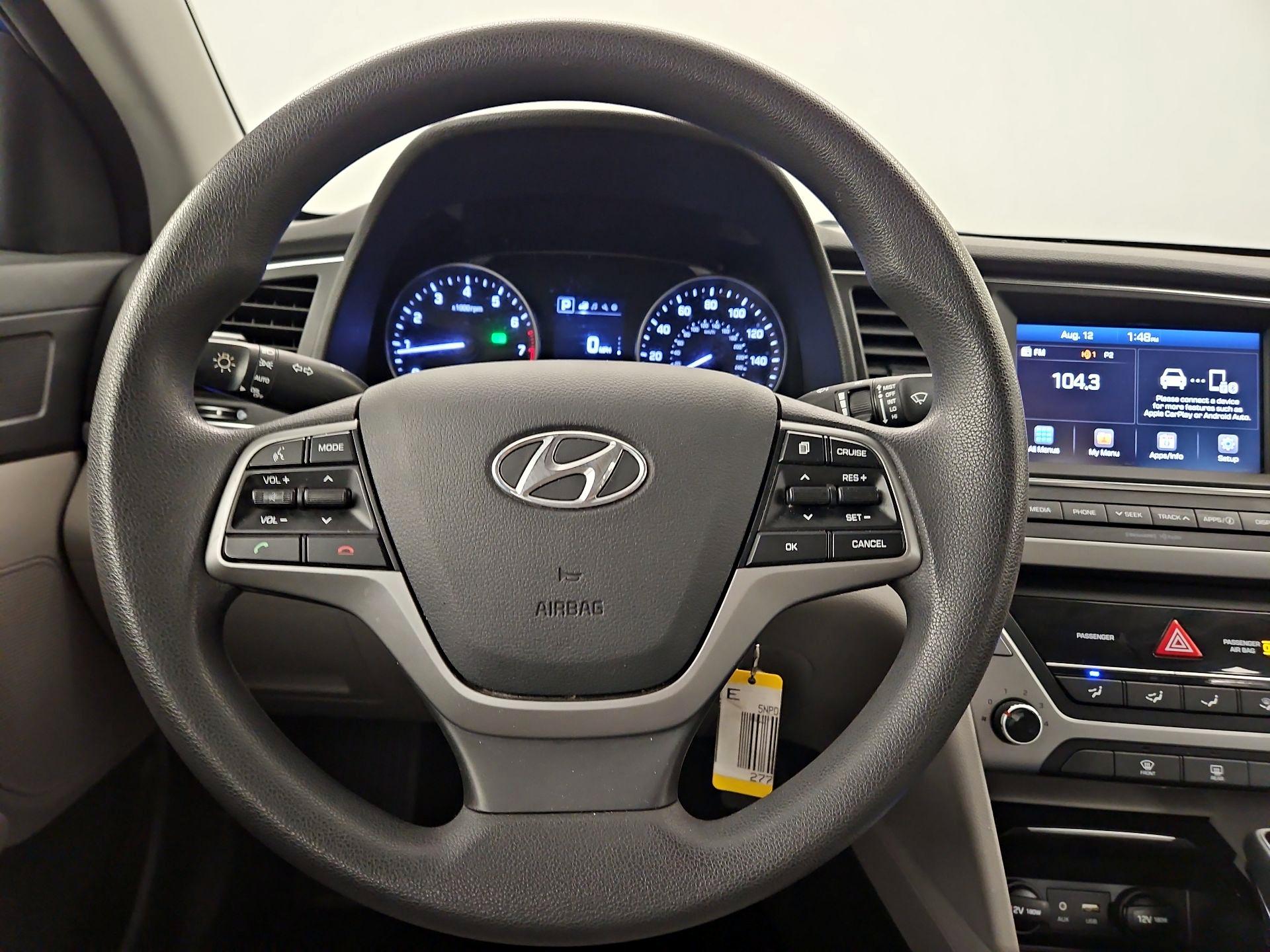 Thumbnail: 2018 Hyundai Elantra - 10