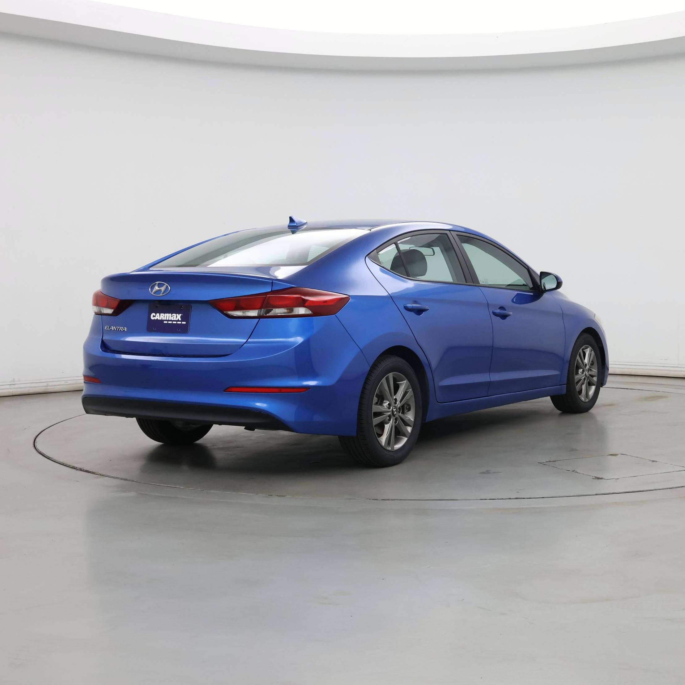 Thumbnail: 2018 Hyundai Elantra - 8