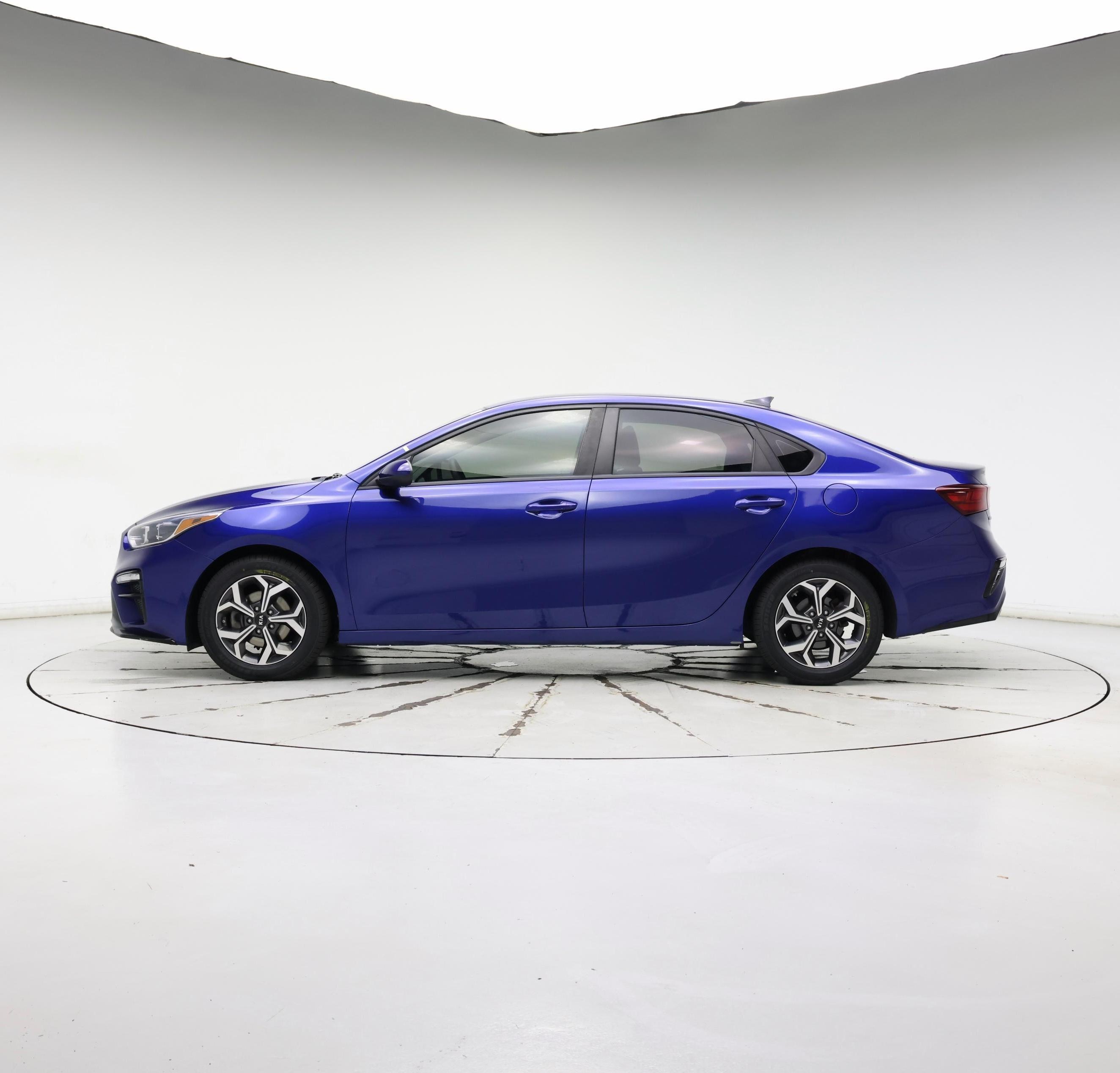 Thumbnail: 2019 Kia Forte - 3