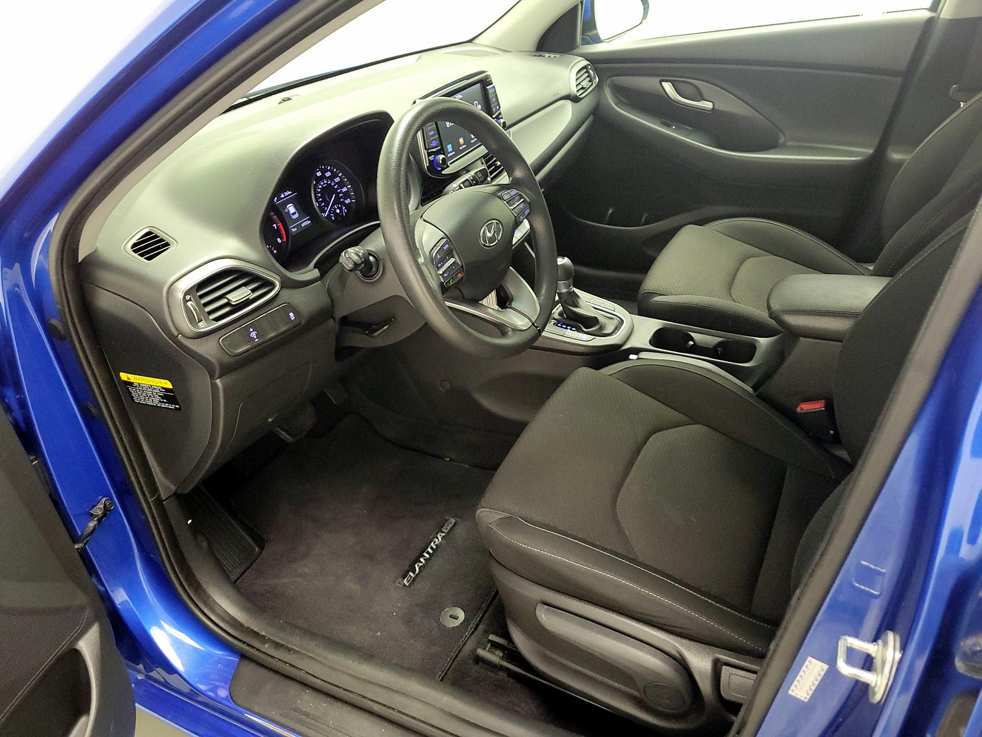 Thumbnail: 2018 Hyundai Elantra - 11