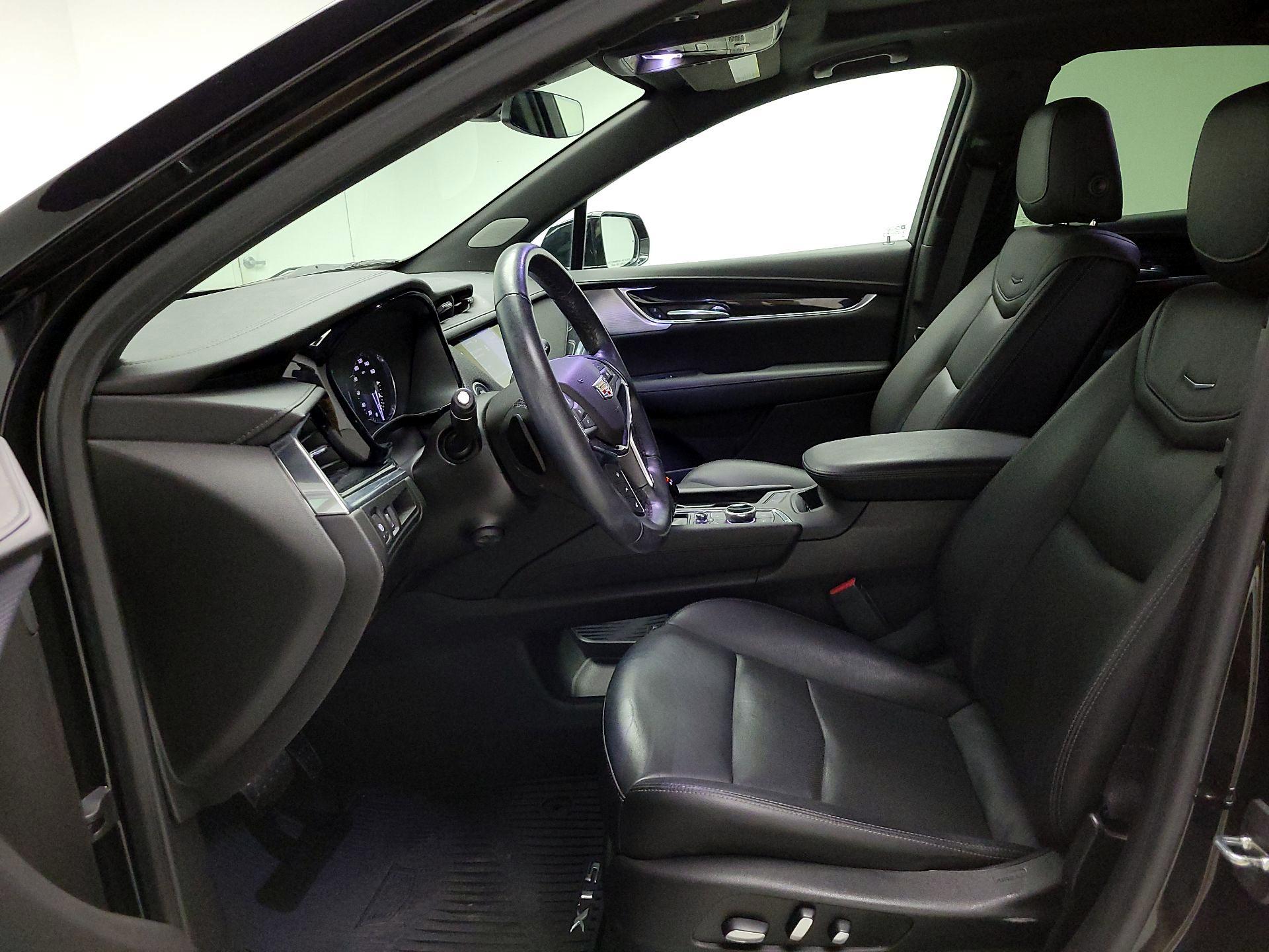 Thumbnail: 2020 Cadillac XT5 - 11