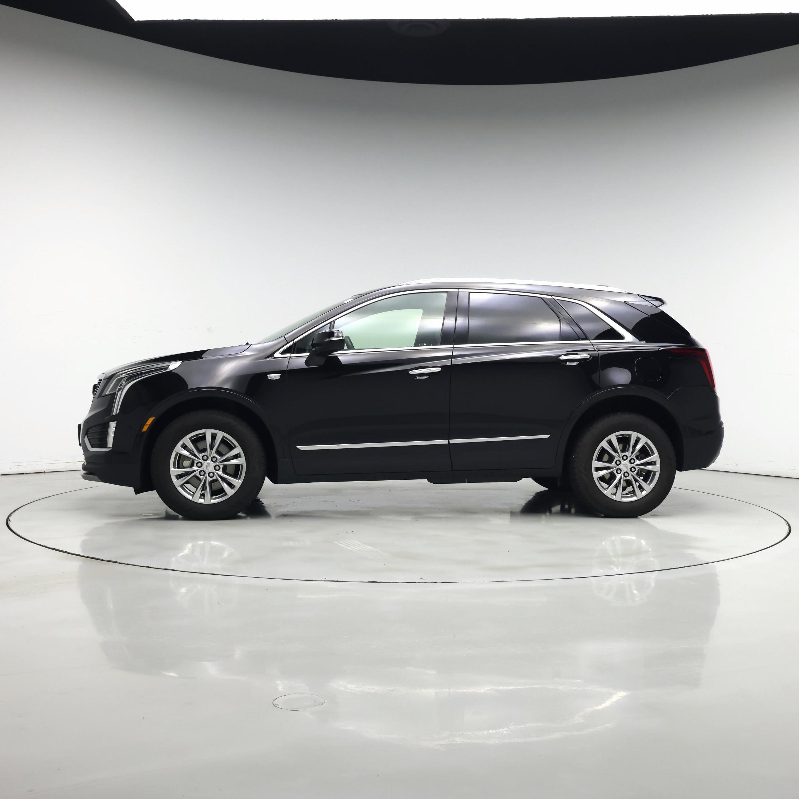 Thumbnail: 2020 Cadillac XT5 - 3