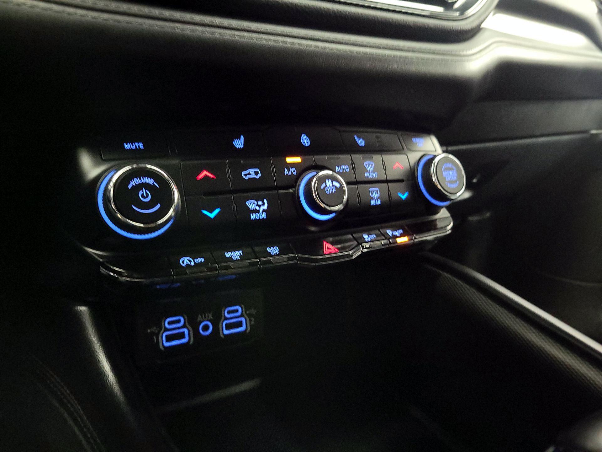 Thumbnail: 2021 Dodge Durango - 17