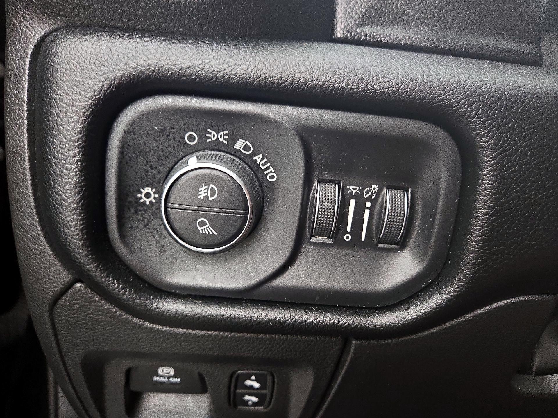 Thumbnail: 2022 RAM 1500 - 13