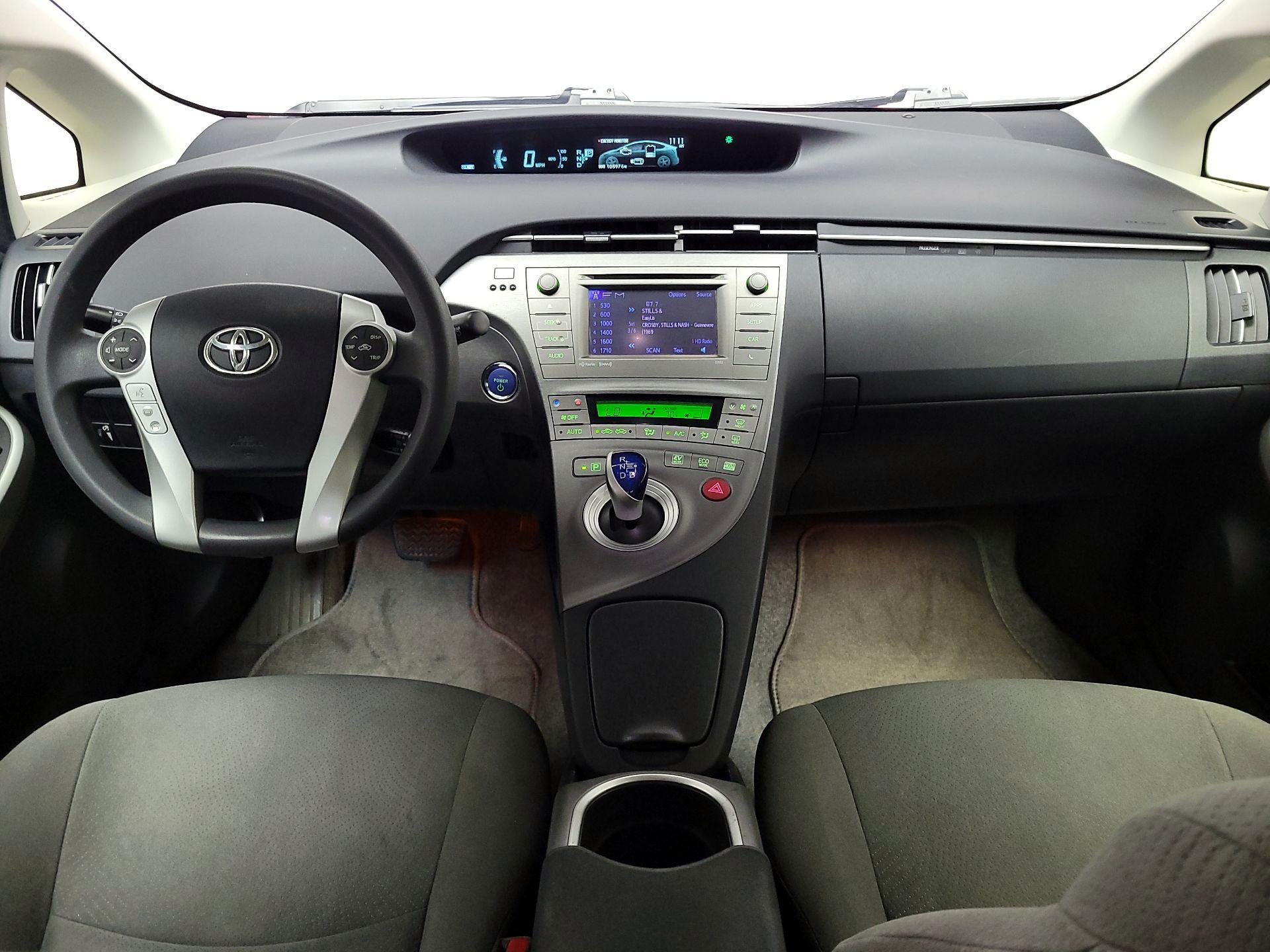 Thumbnail: 2014 Toyota Prius - 9