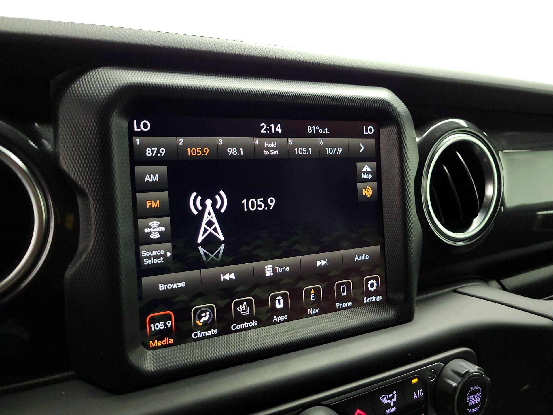 Thumbnail: 2022 Jeep Wrangler - 15
