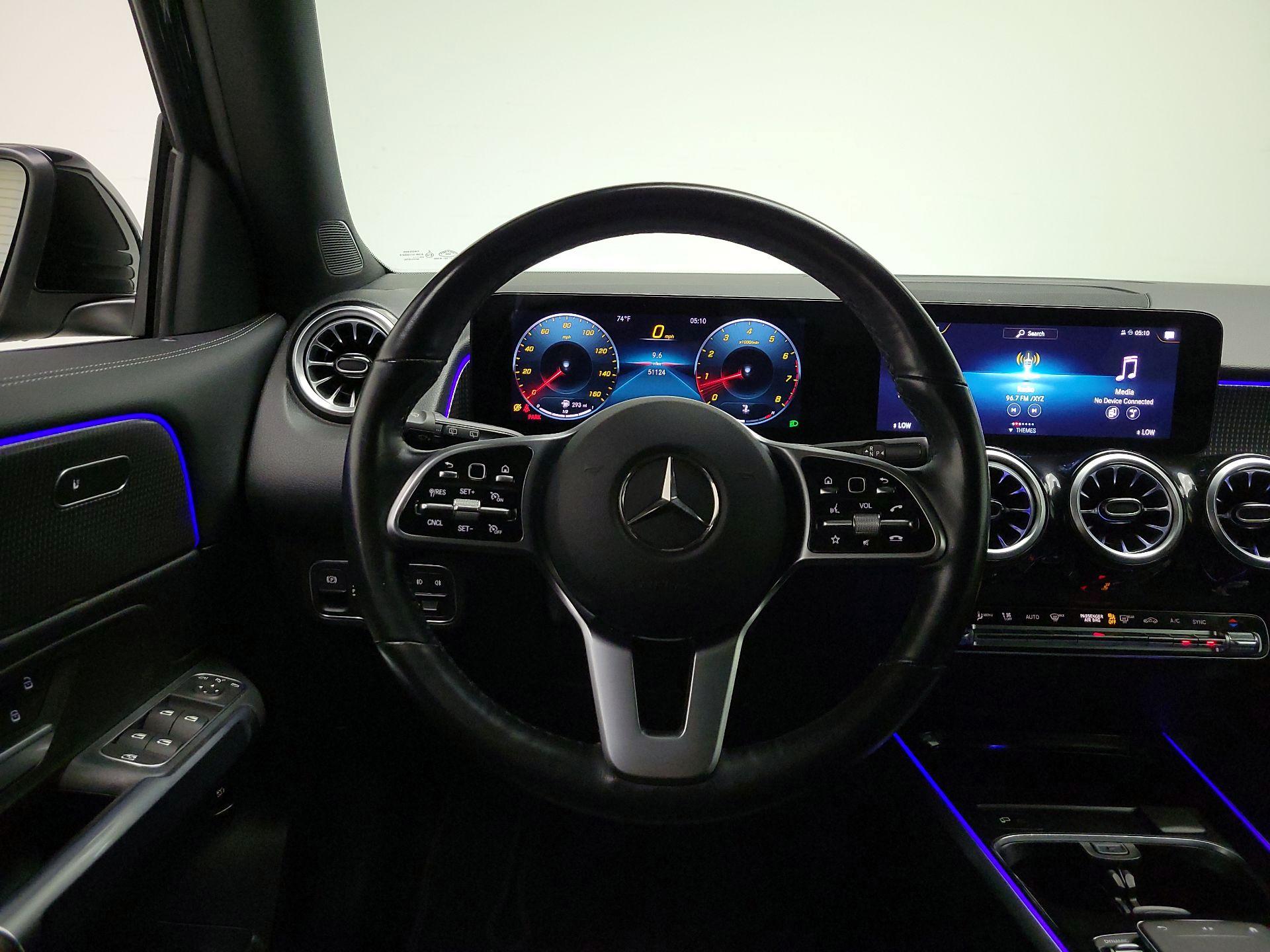 Thumbnail: 2022 Mercedes-Benz GLB - 10
