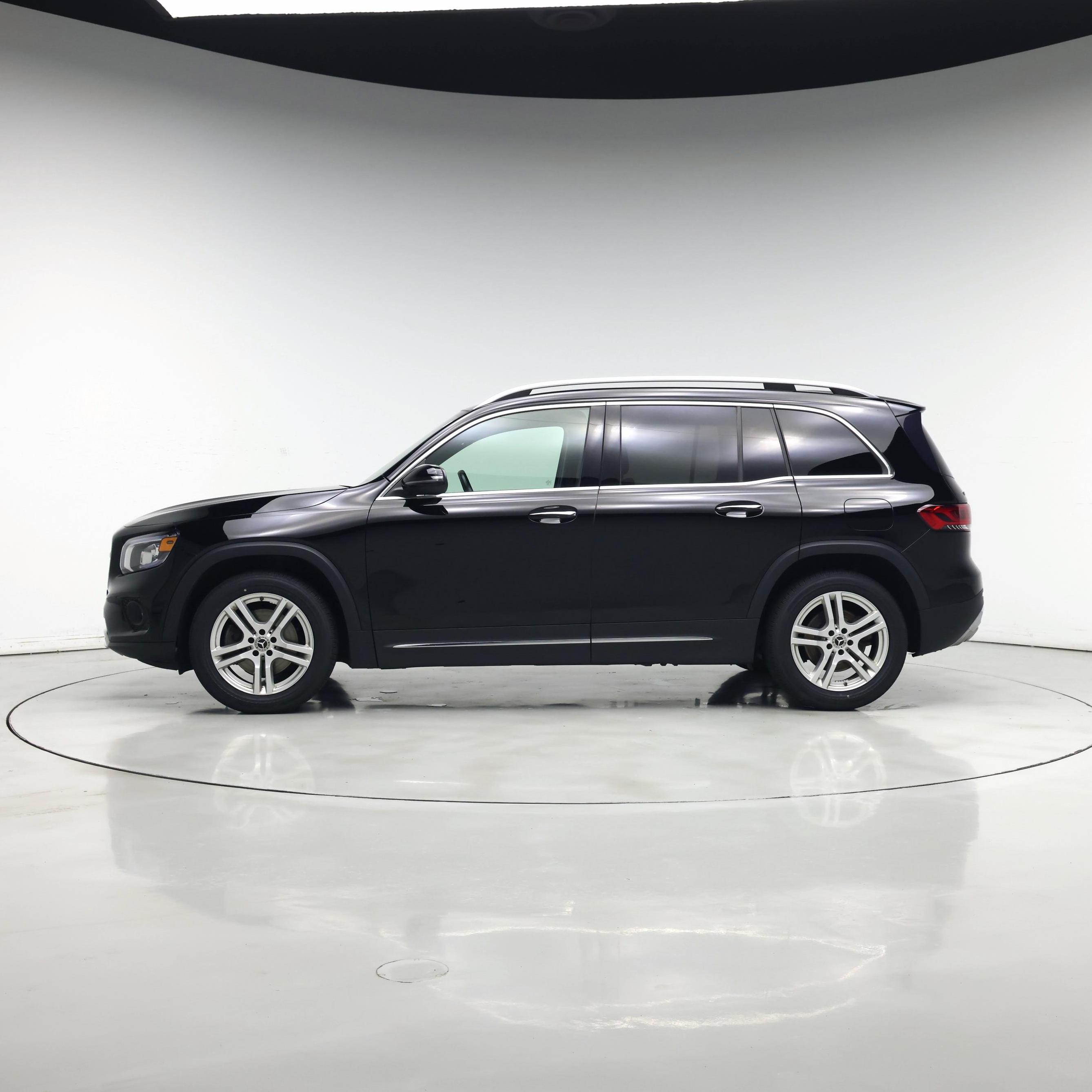 Thumbnail: 2022 Mercedes-Benz GLB - 3