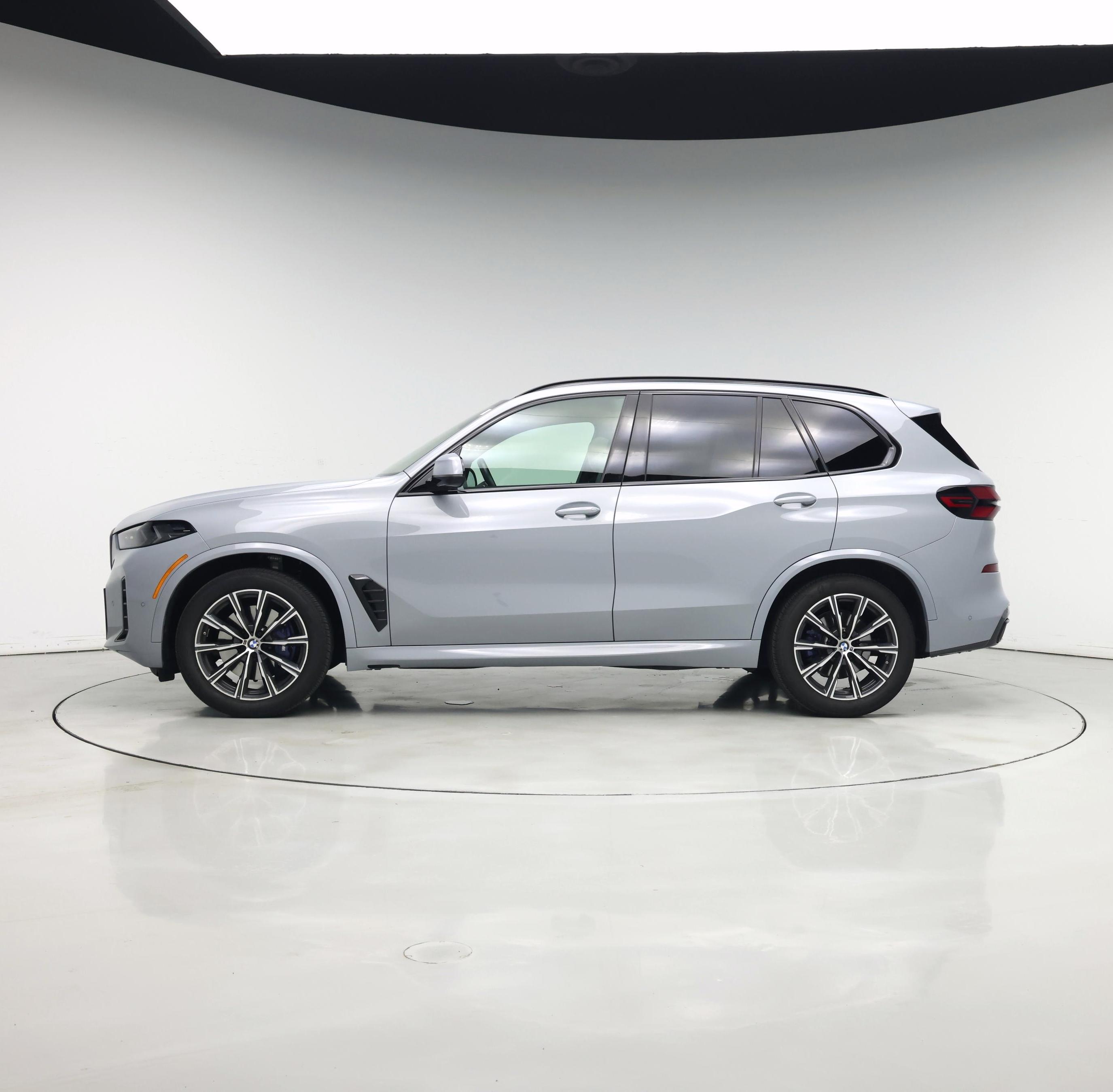Thumbnail: 2024 BMW X5 - 3