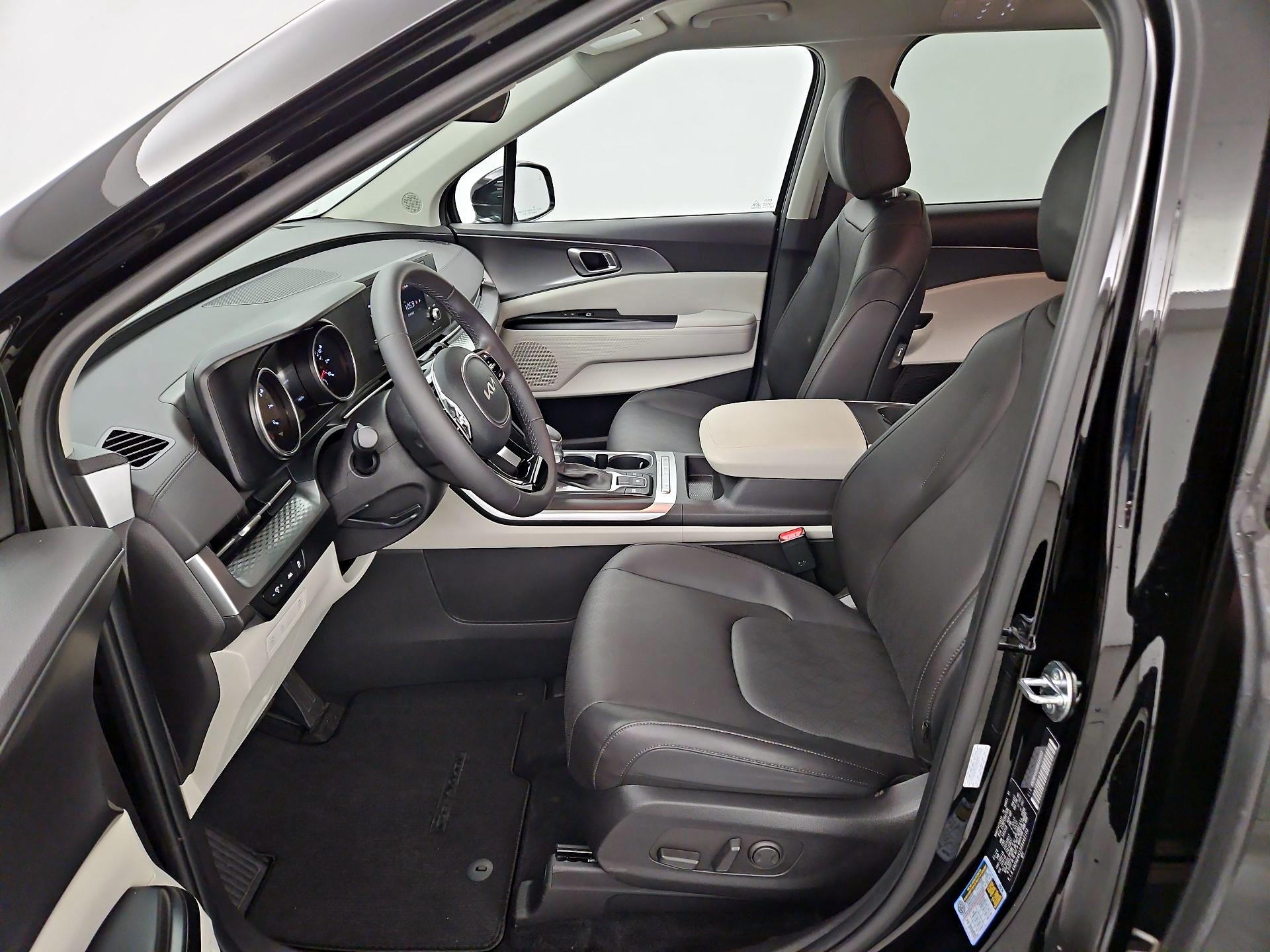 Thumbnail: 2024 Kia Carnival - 11