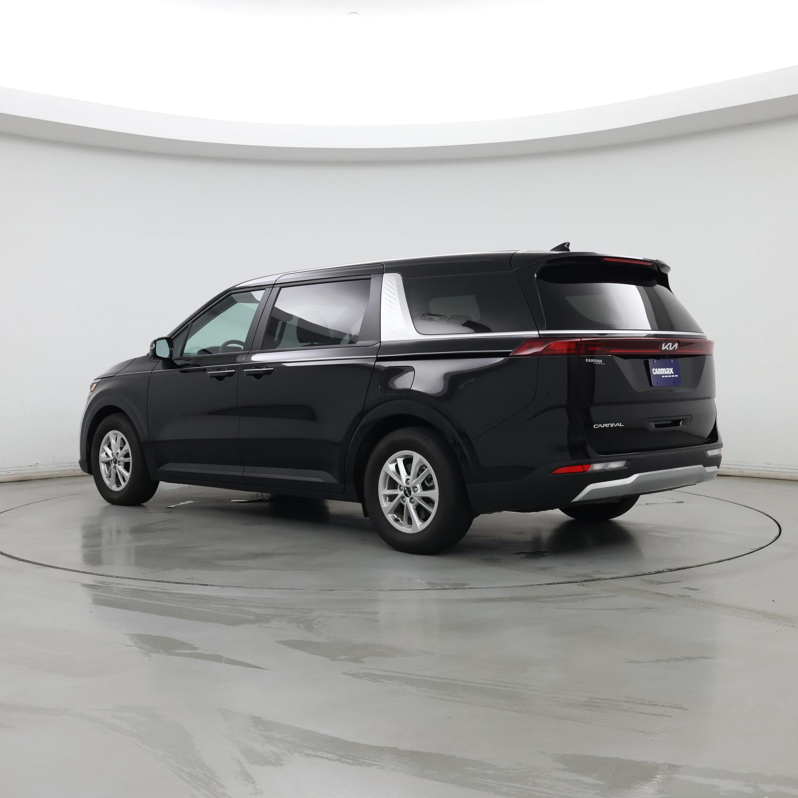 Thumbnail: 2024 Kia Carnival - 2