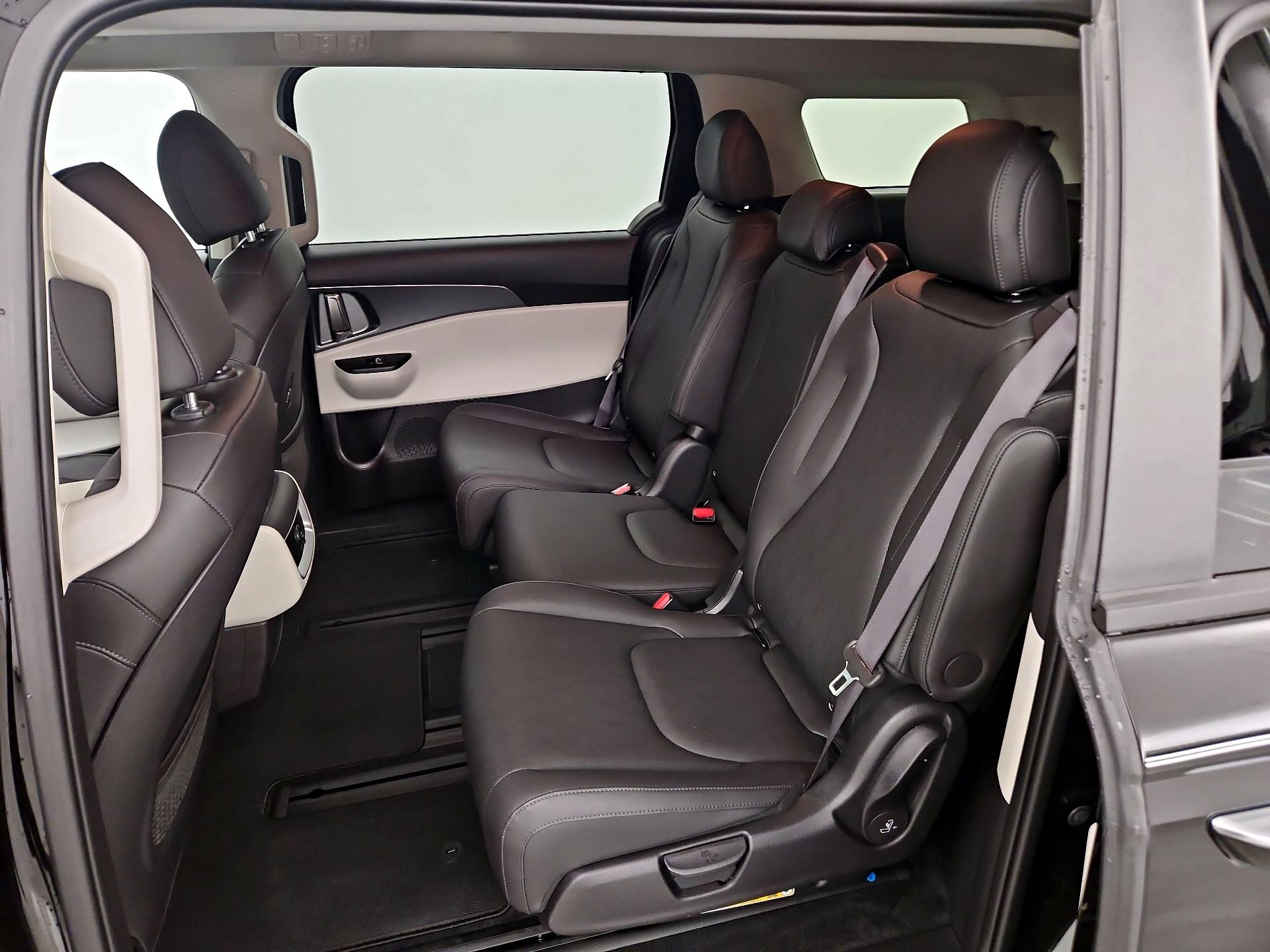 Thumbnail: 2024 Kia Carnival - 19