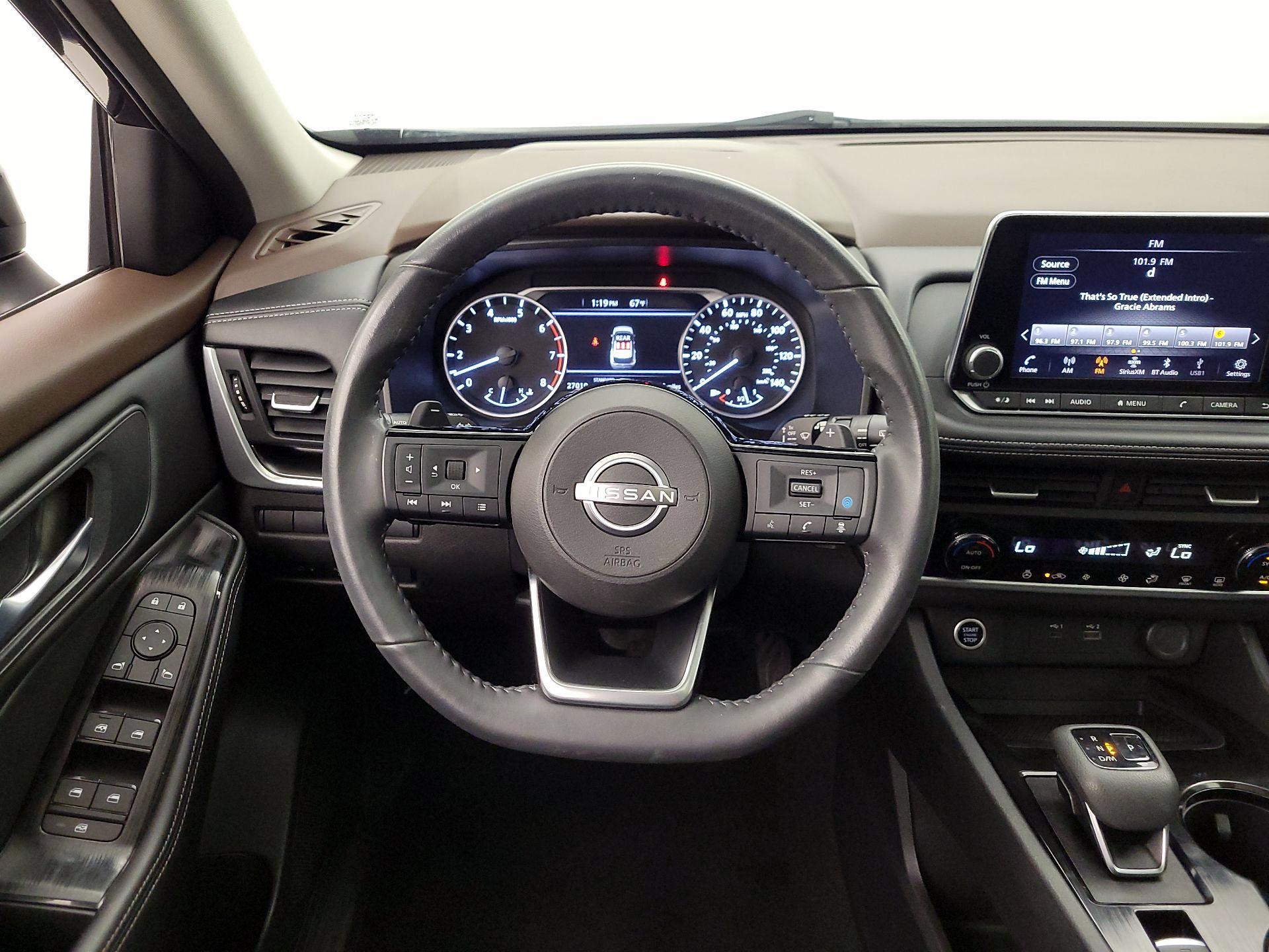 Thumbnail: 2023 Nissan Rogue - 10