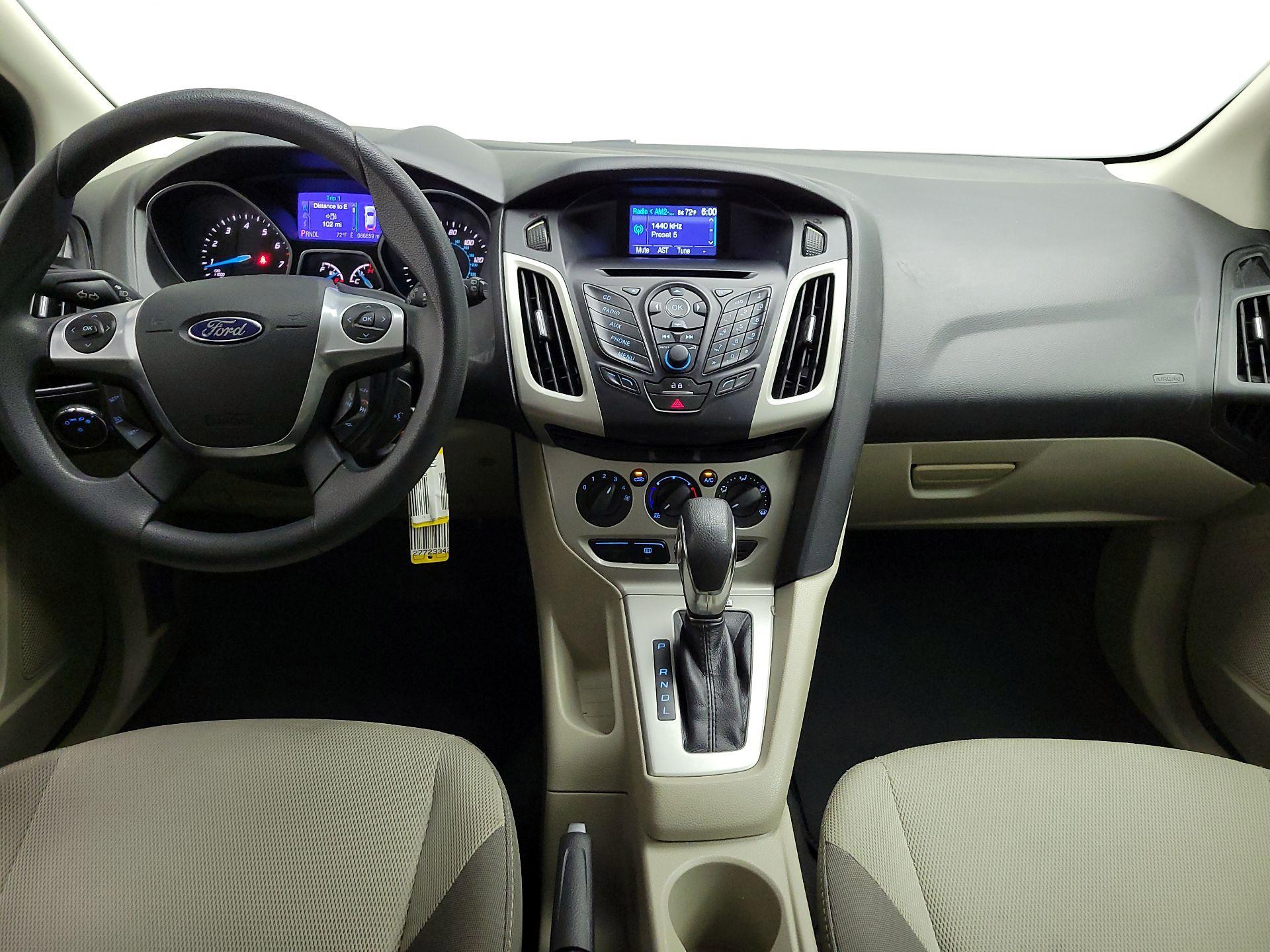 Thumbnail: 2013 Ford Focus - 9