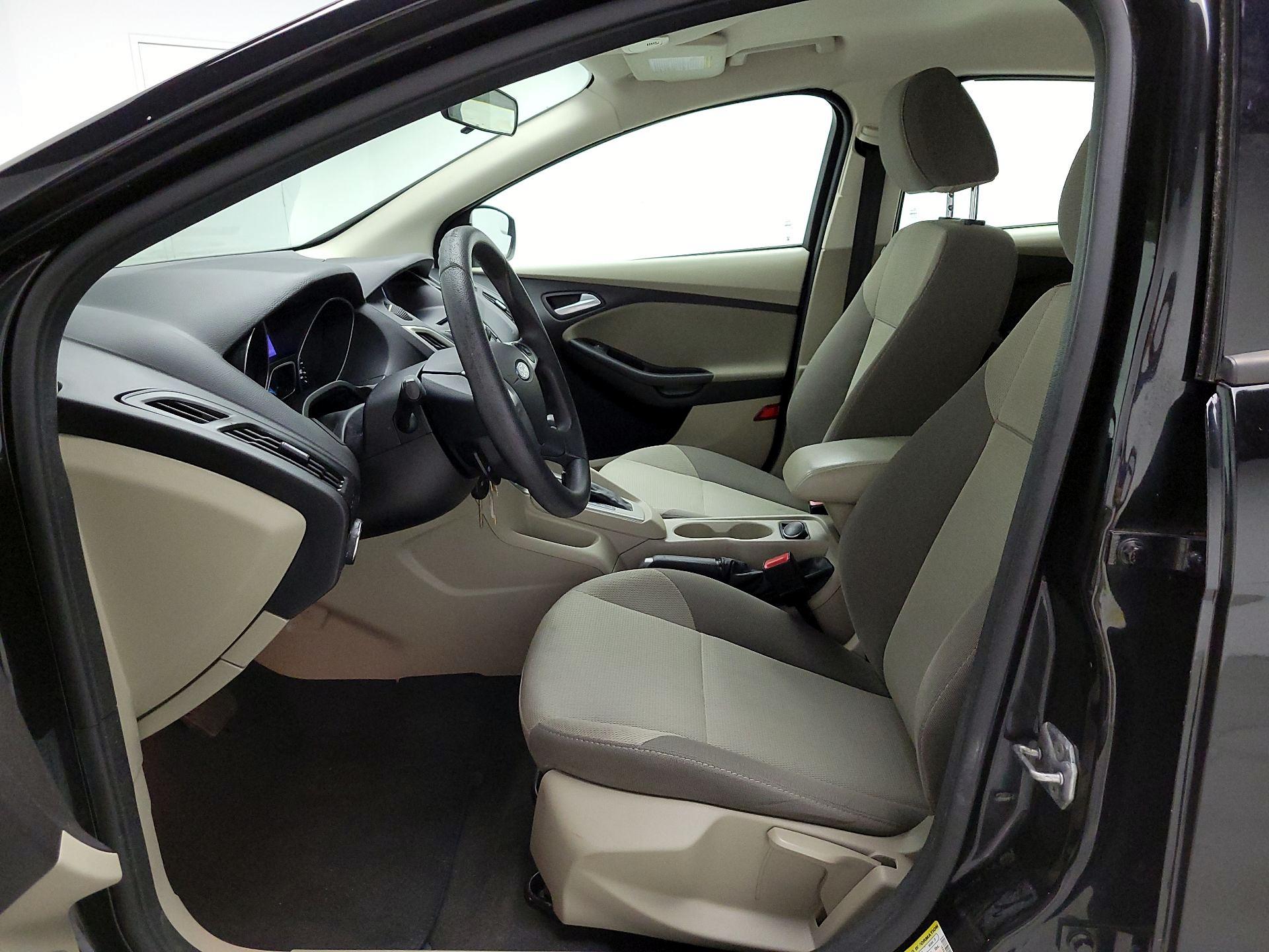 Thumbnail: 2013 Ford Focus - 11