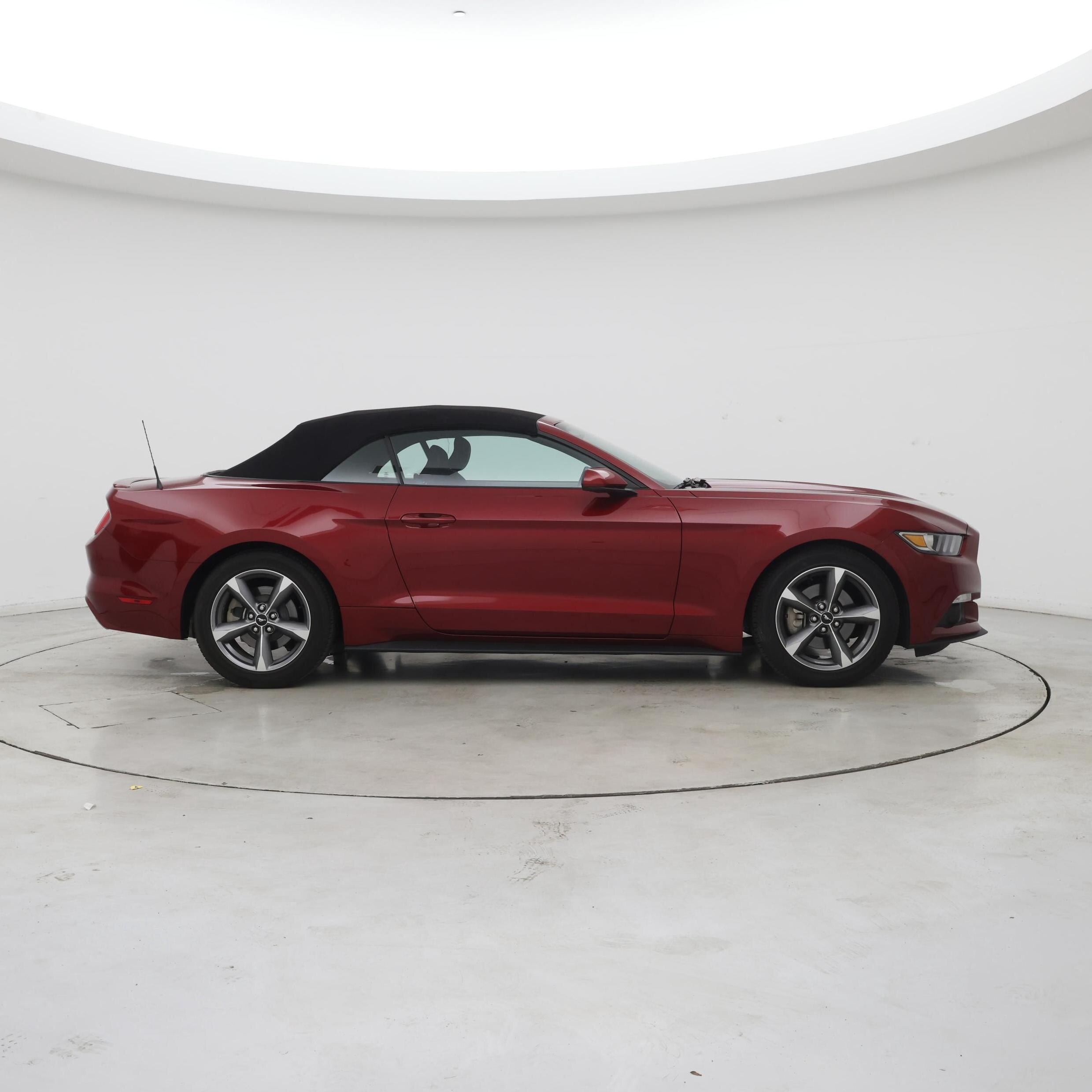 Thumbnail: 2015 Ford Mustang - 7
