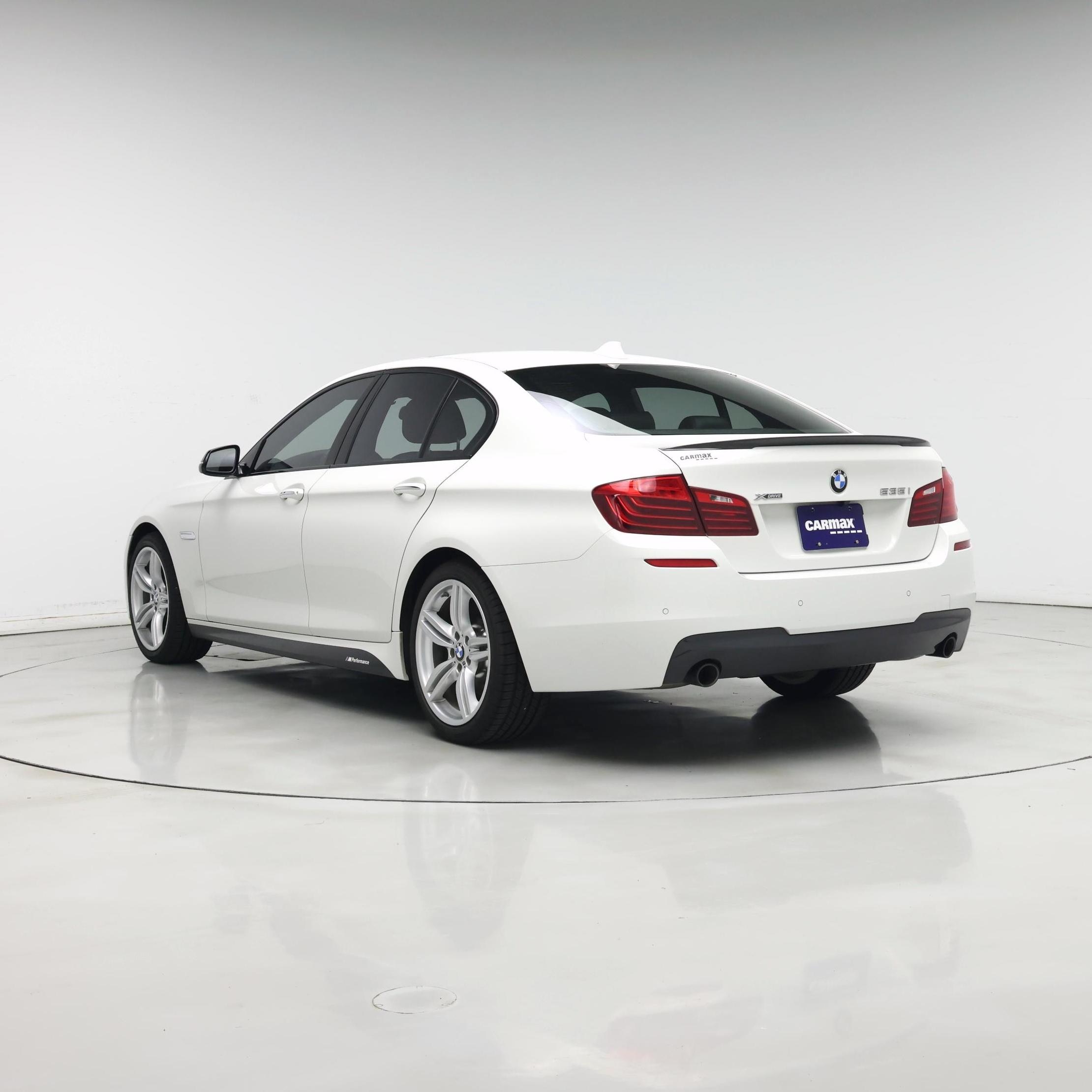 Thumbnail: 2016 BMW 5 Series - 2