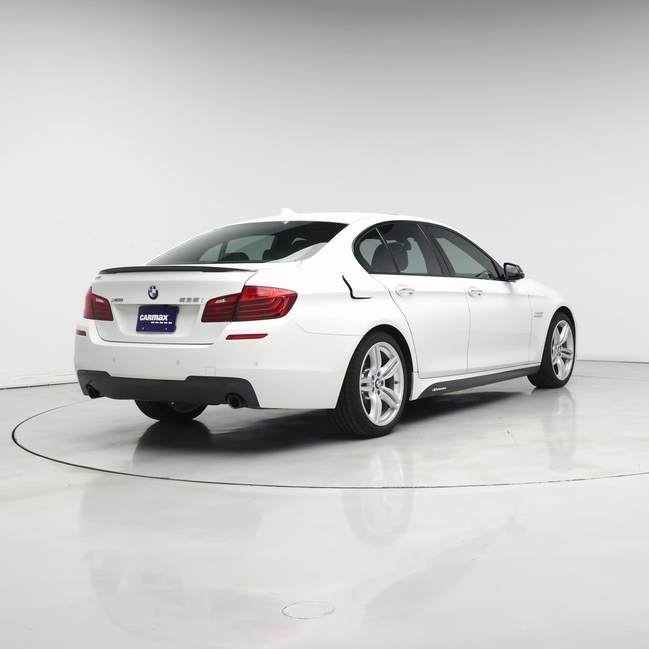 Thumbnail: 2016 BMW 5 Series - 8