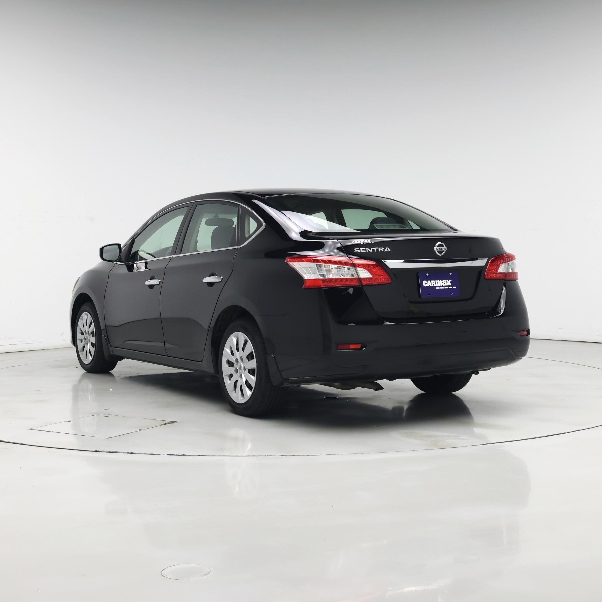 Thumbnail: 2015 Nissan Sentra - 2