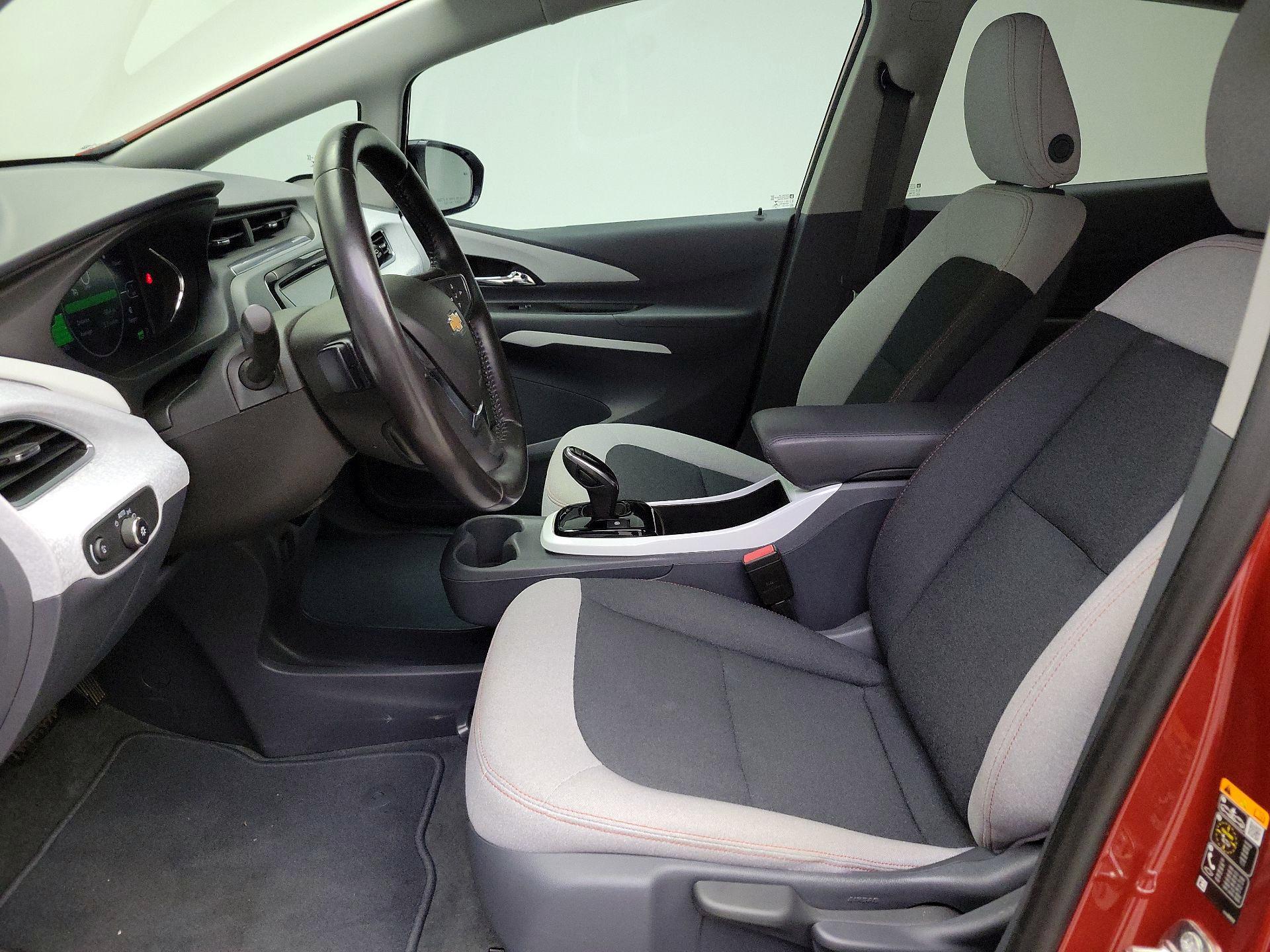 Thumbnail: 2020 Chevrolet Bolt EV - 11