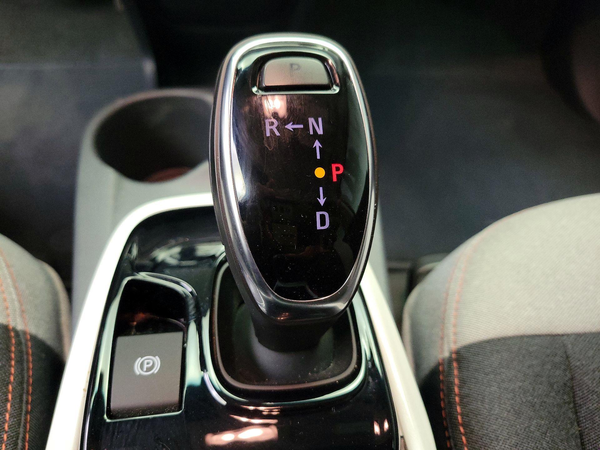 Thumbnail: 2020 Chevrolet Bolt EV - 16
