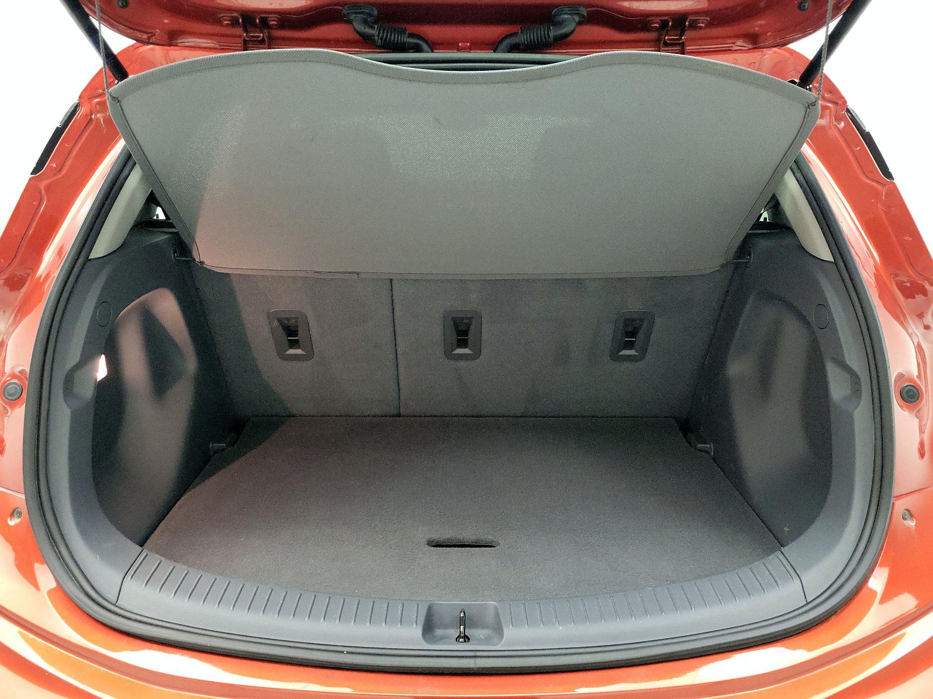 Thumbnail: 2020 Chevrolet Bolt EV - 19