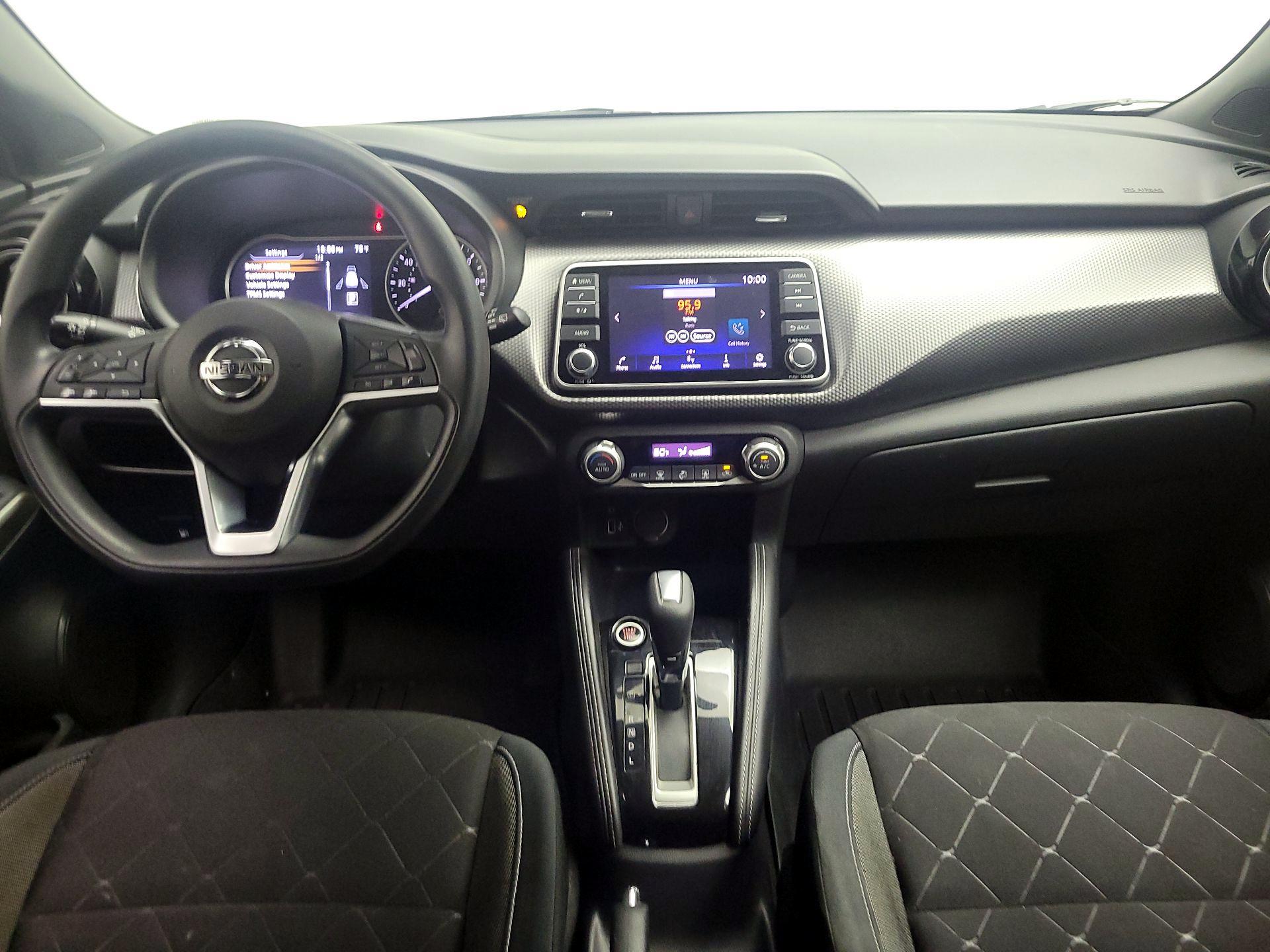 Thumbnail: 2019 Nissan Kicks - 9