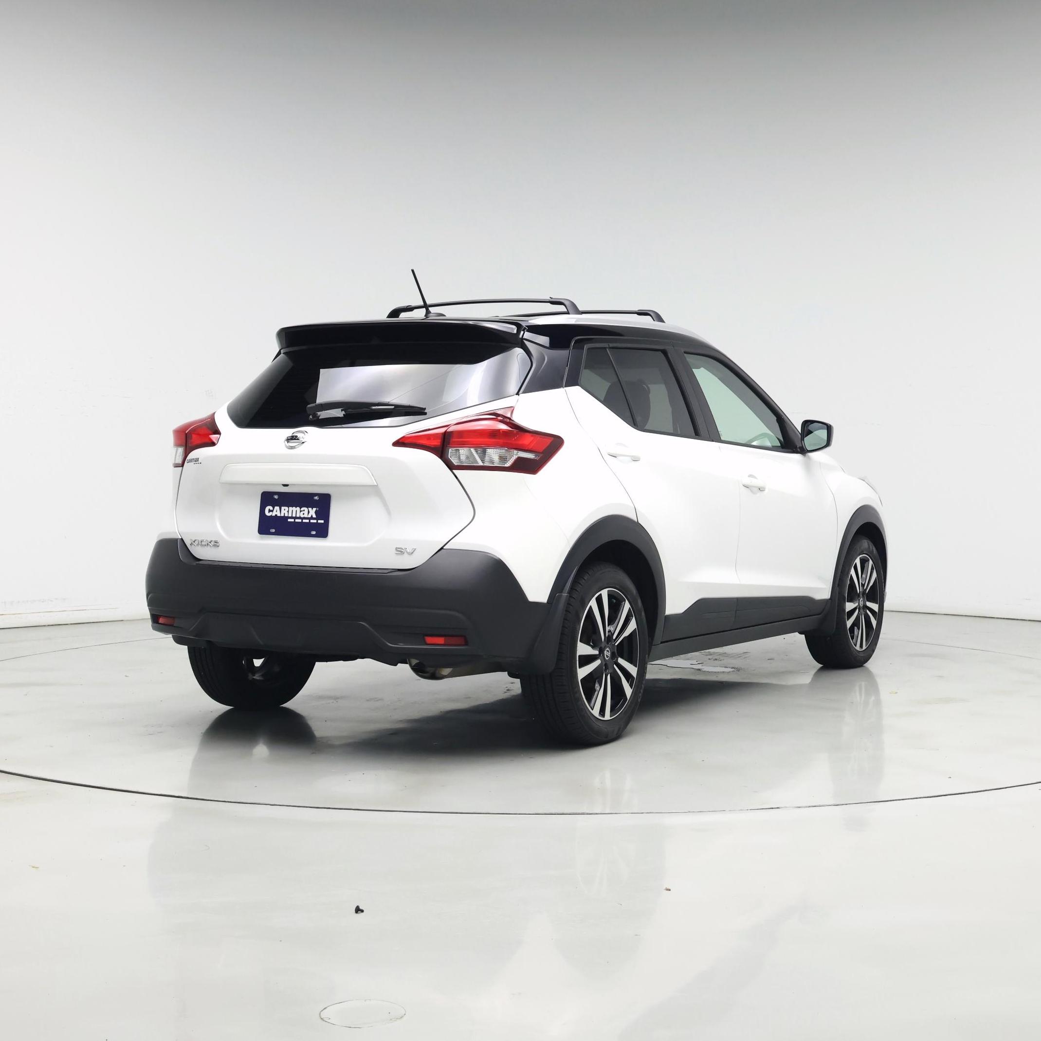 Thumbnail: 2019 Nissan Kicks - 8