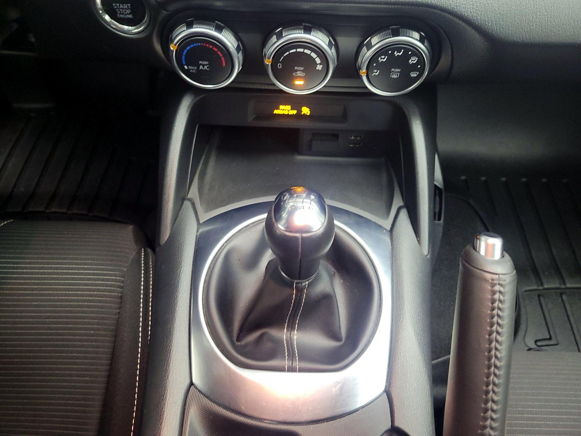 Thumbnail: 2019 Fiat 124 Spider - 16