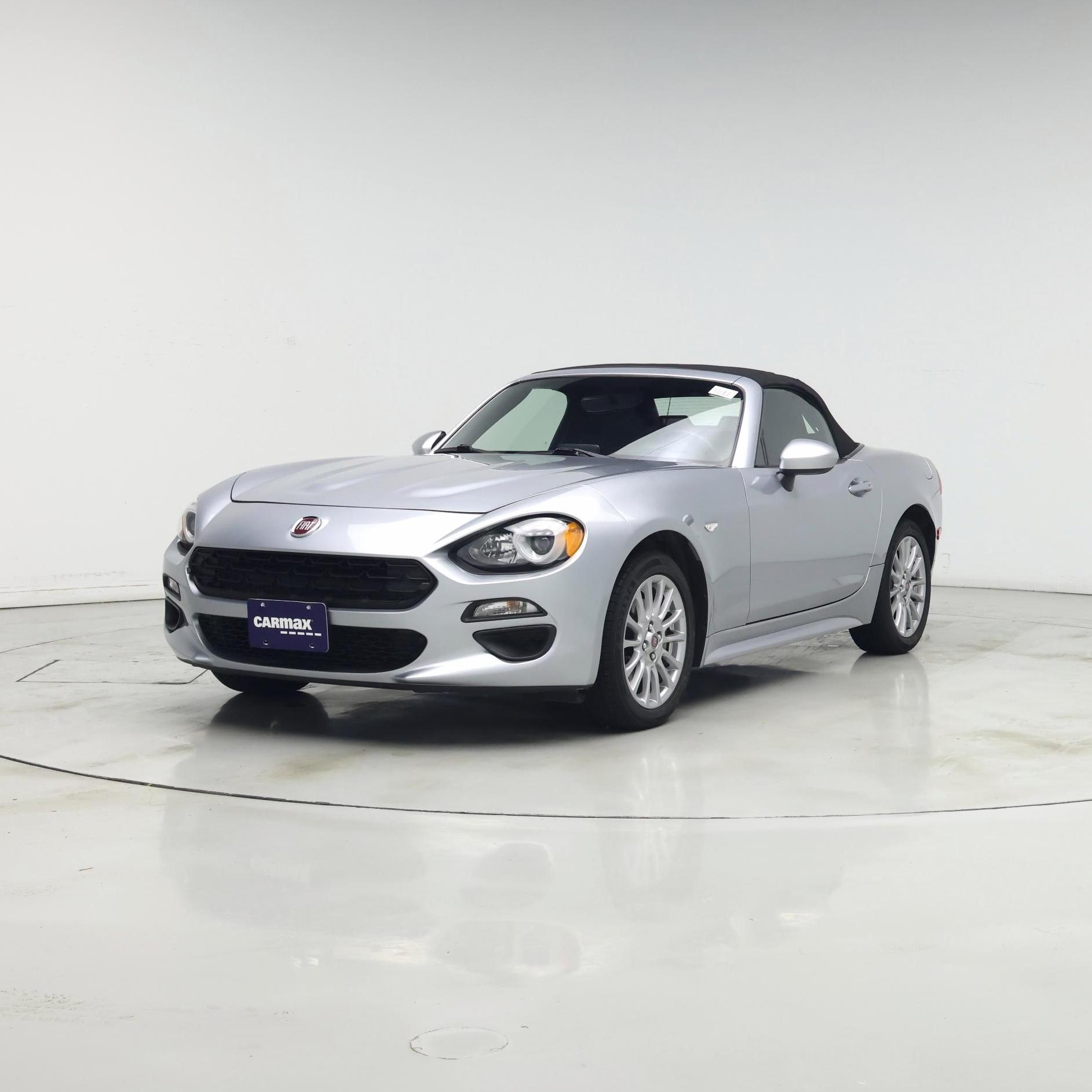 Thumbnail: 2019 Fiat 124 Spider - 4
