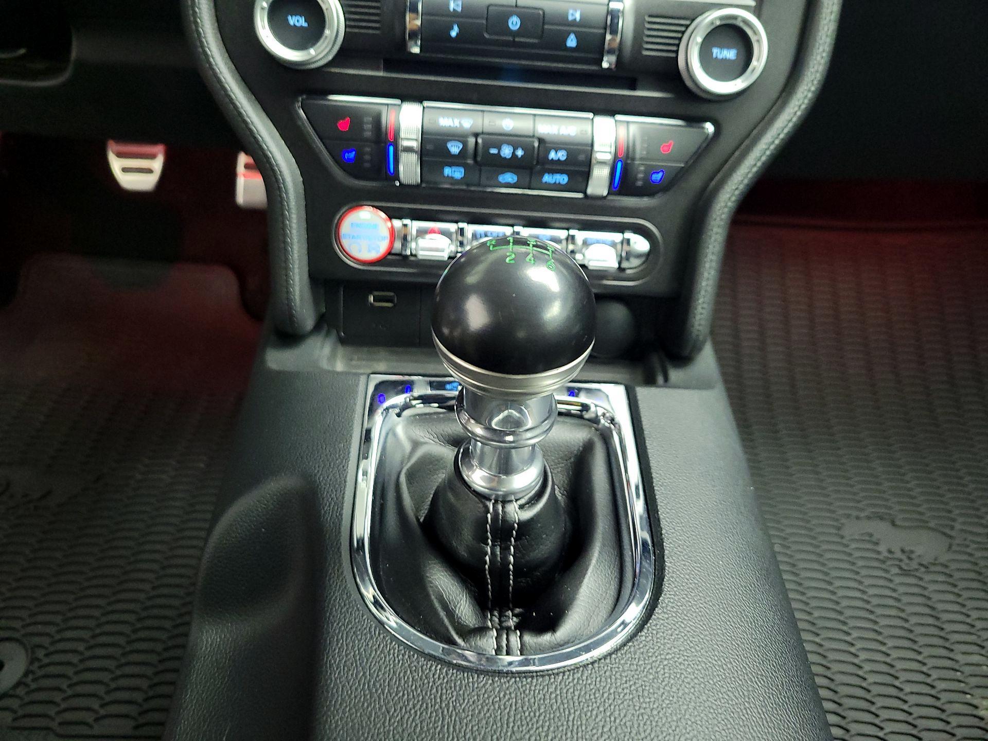Thumbnail: 2015 Ford Mustang - 17
