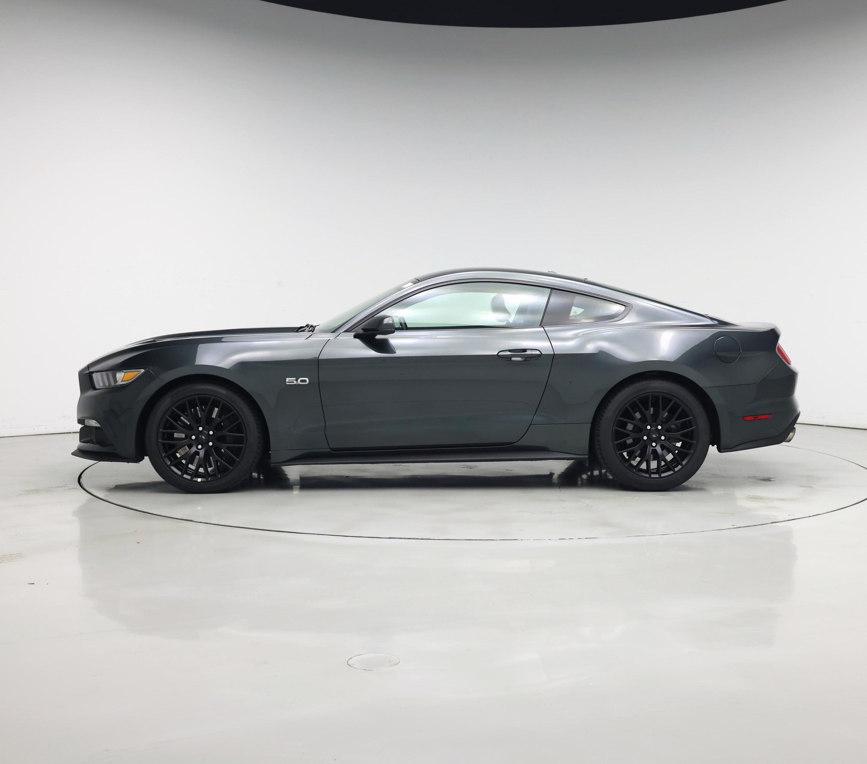 Thumbnail: 2015 Ford Mustang - 3