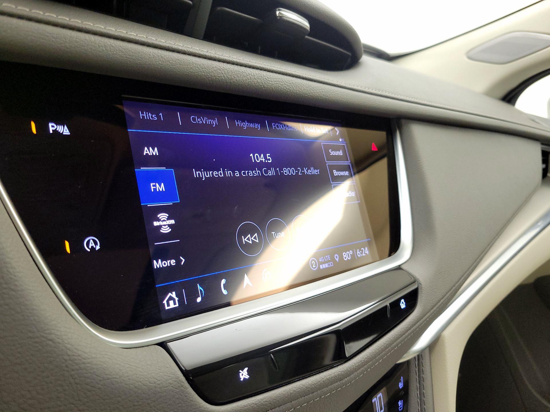 Thumbnail: 2023 Cadillac XT5 - 16