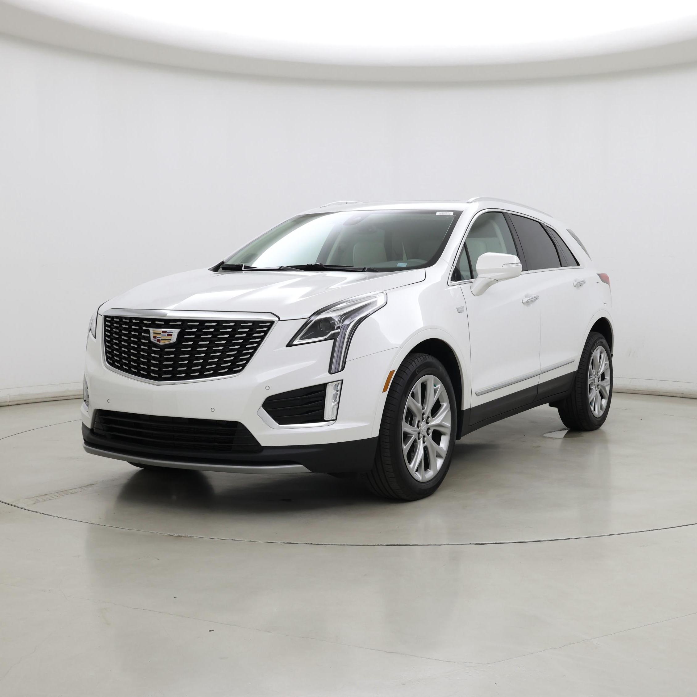 Thumbnail: 2023 Cadillac XT5 - 4