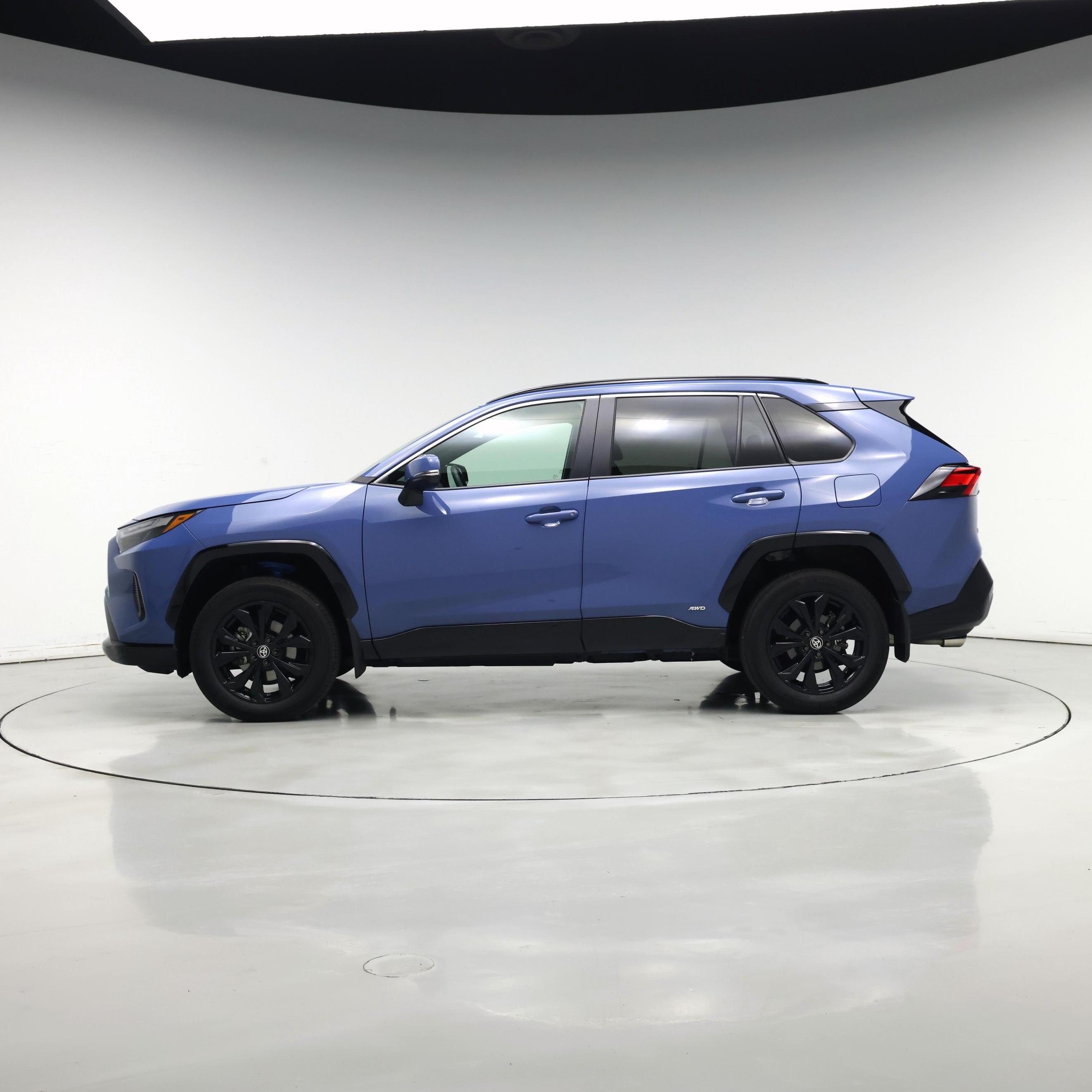 Thumbnail: 2024 Toyota RAV4 - 3