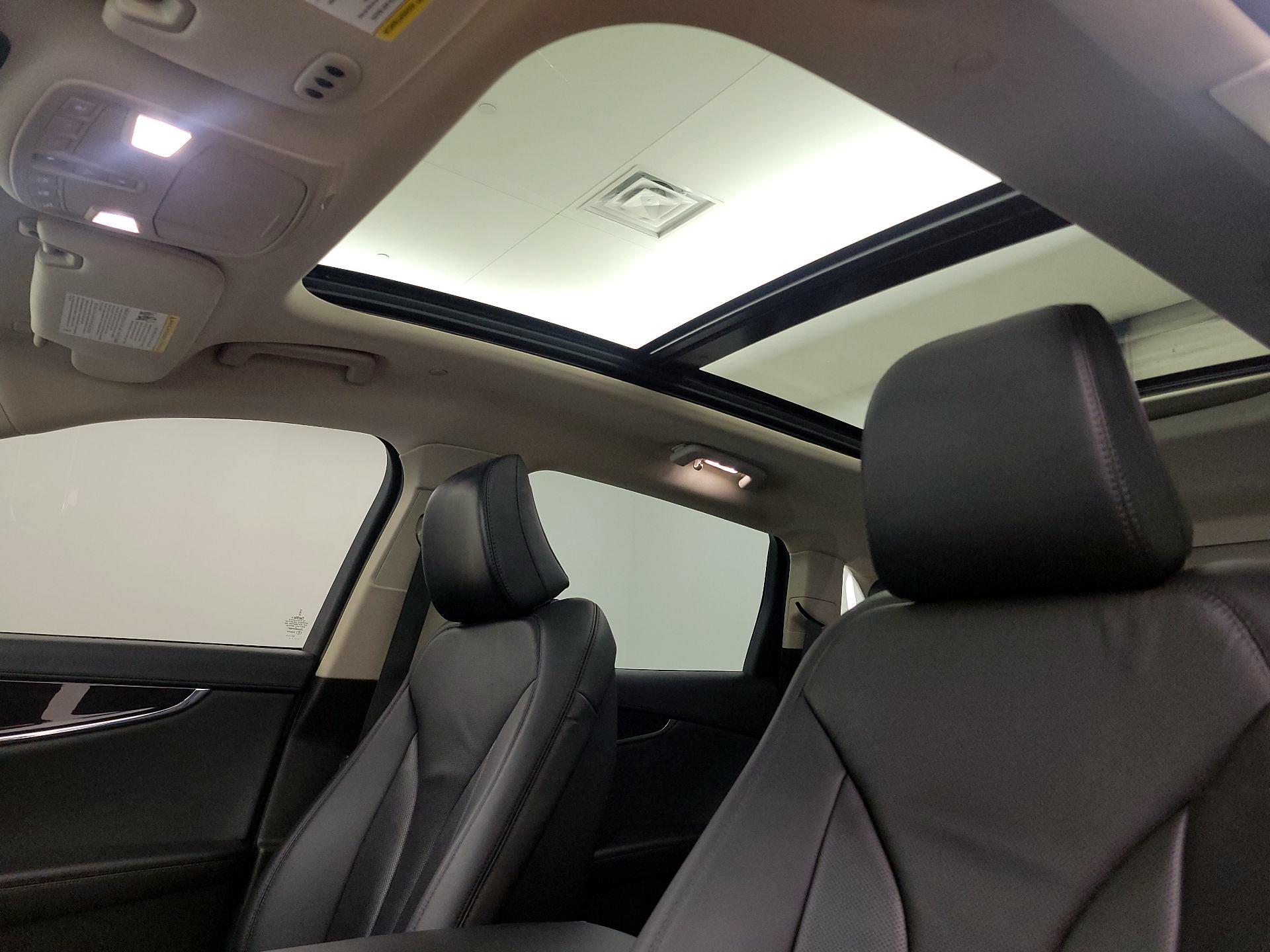 Thumbnail: 2022 Lincoln Nautilus - 20