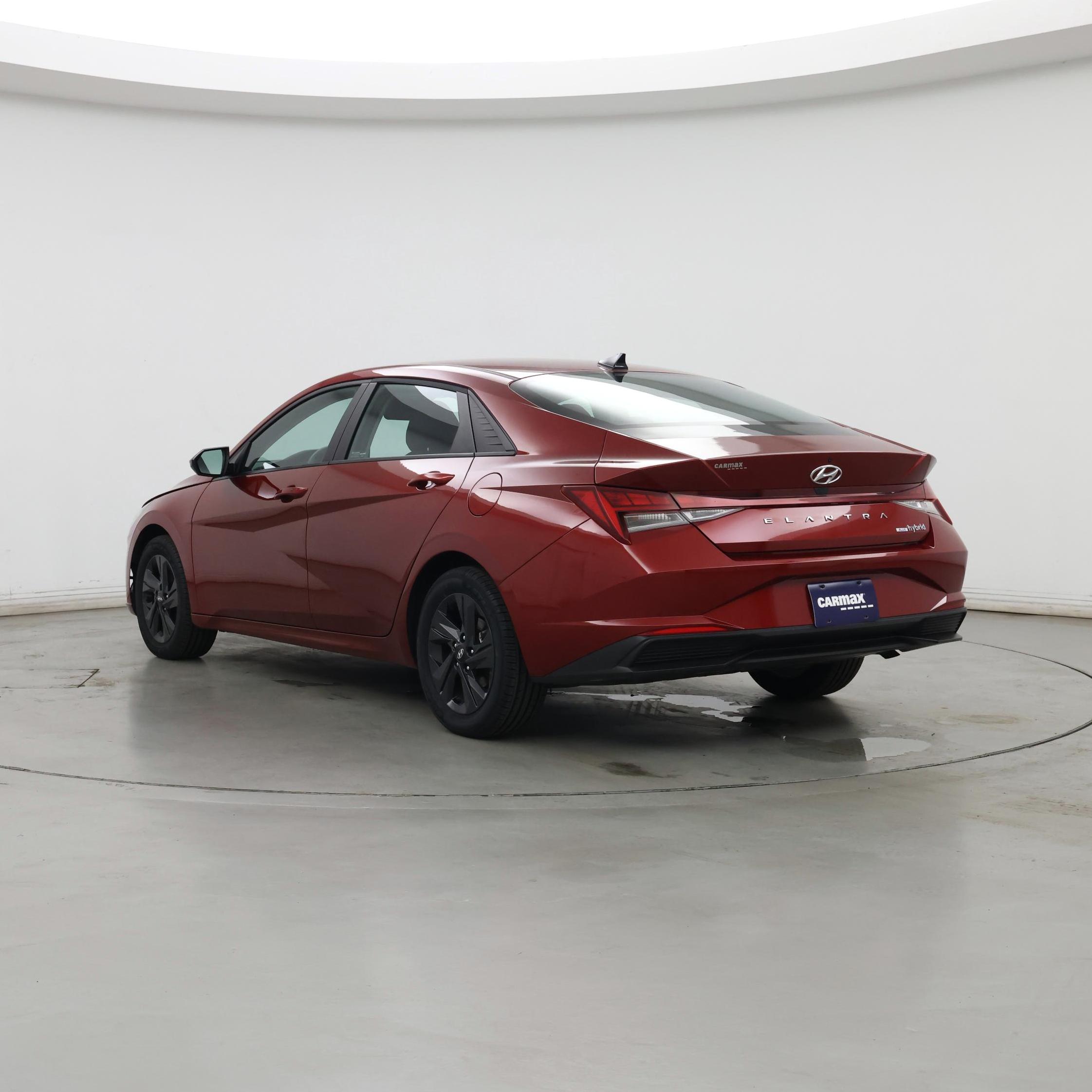 Thumbnail: 2023 Hyundai Elantra - 2