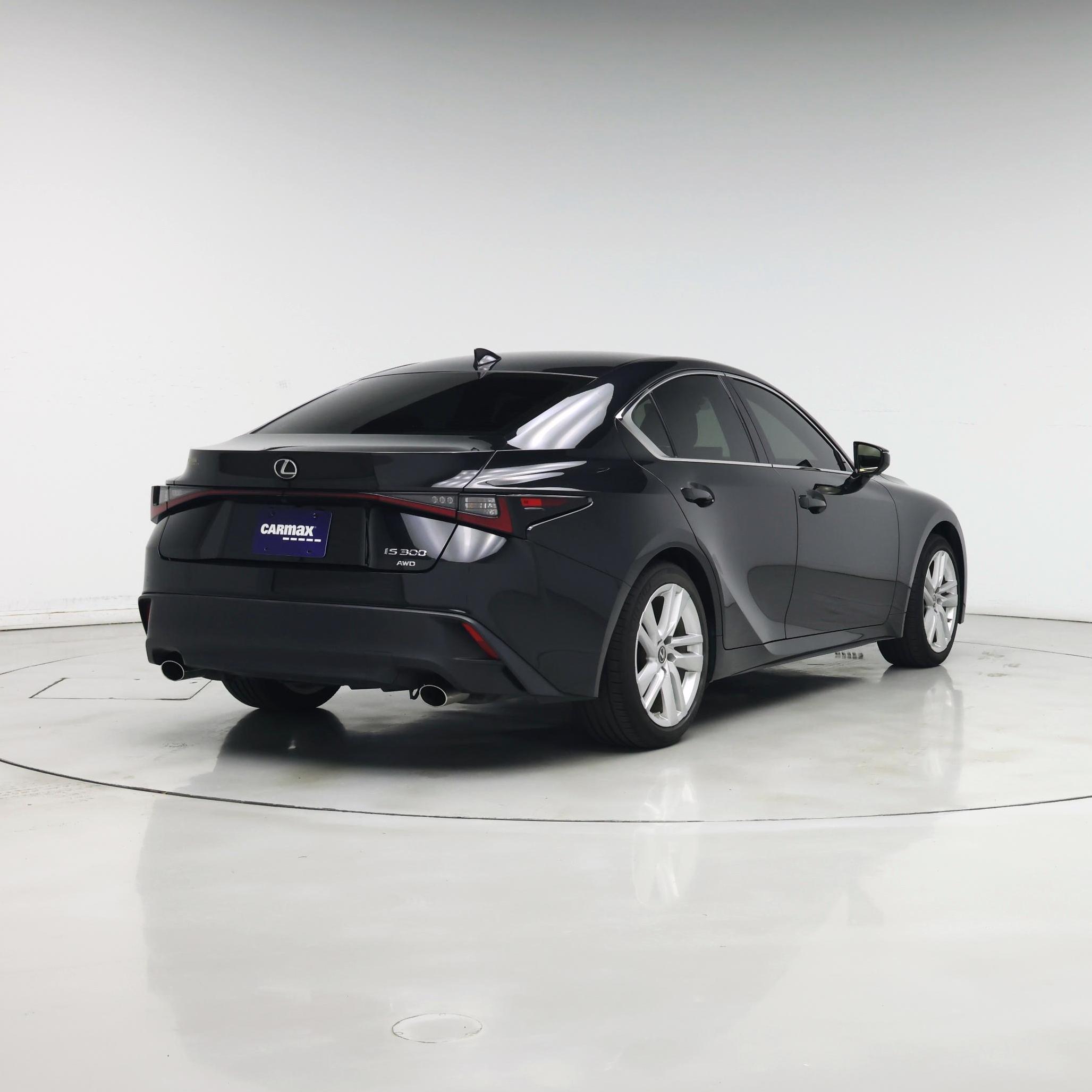 Thumbnail: 2021 Lexus IS - 8