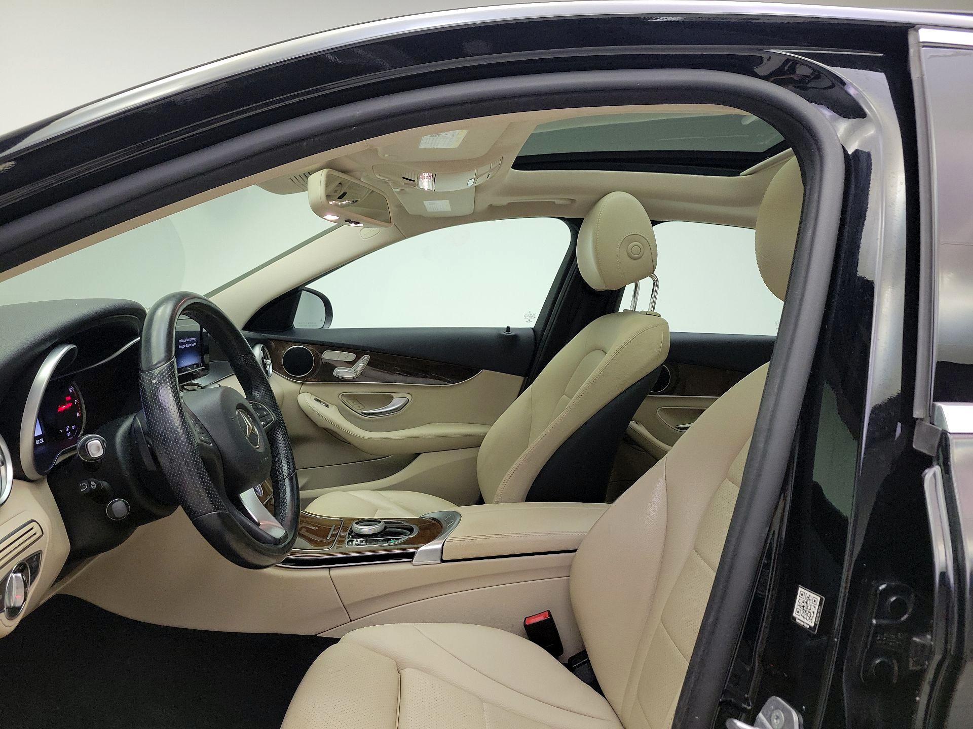 Thumbnail: 2017 Mercedes-Benz C-Class - 19