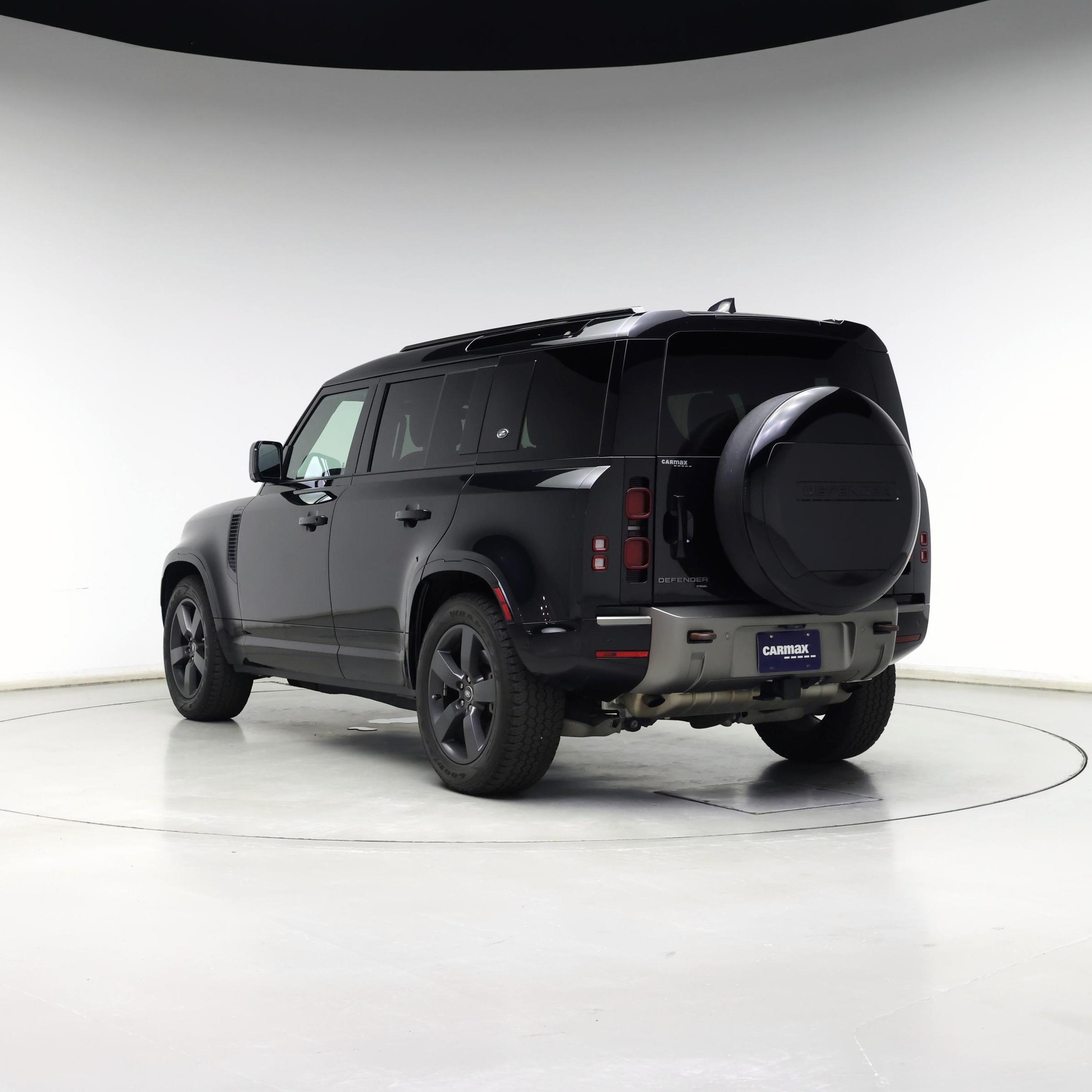 Thumbnail: 2023 Land Rover Defender - 2