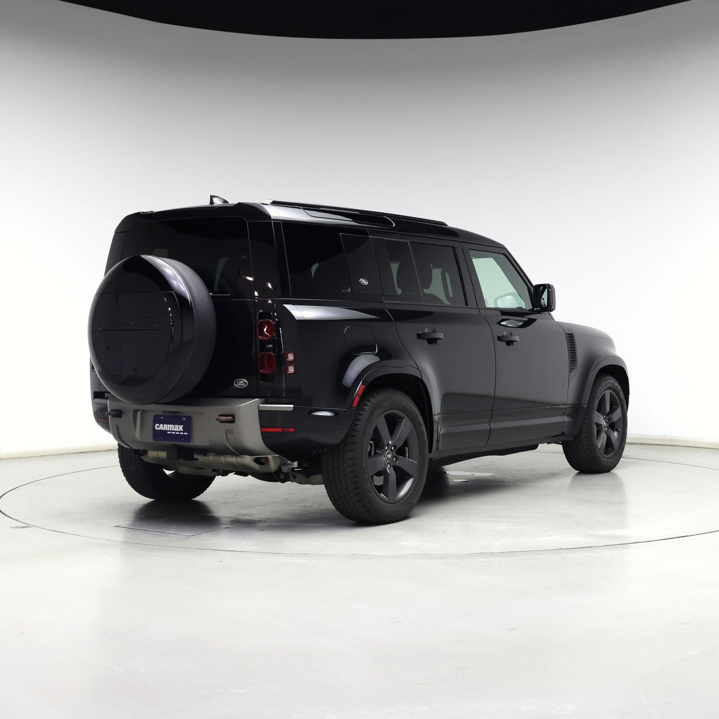 Thumbnail: 2023 Land Rover Defender - 8