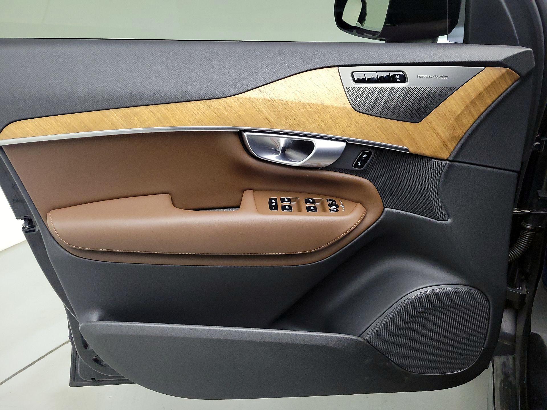 Thumbnail: 2024 Volvo XC90 - 12