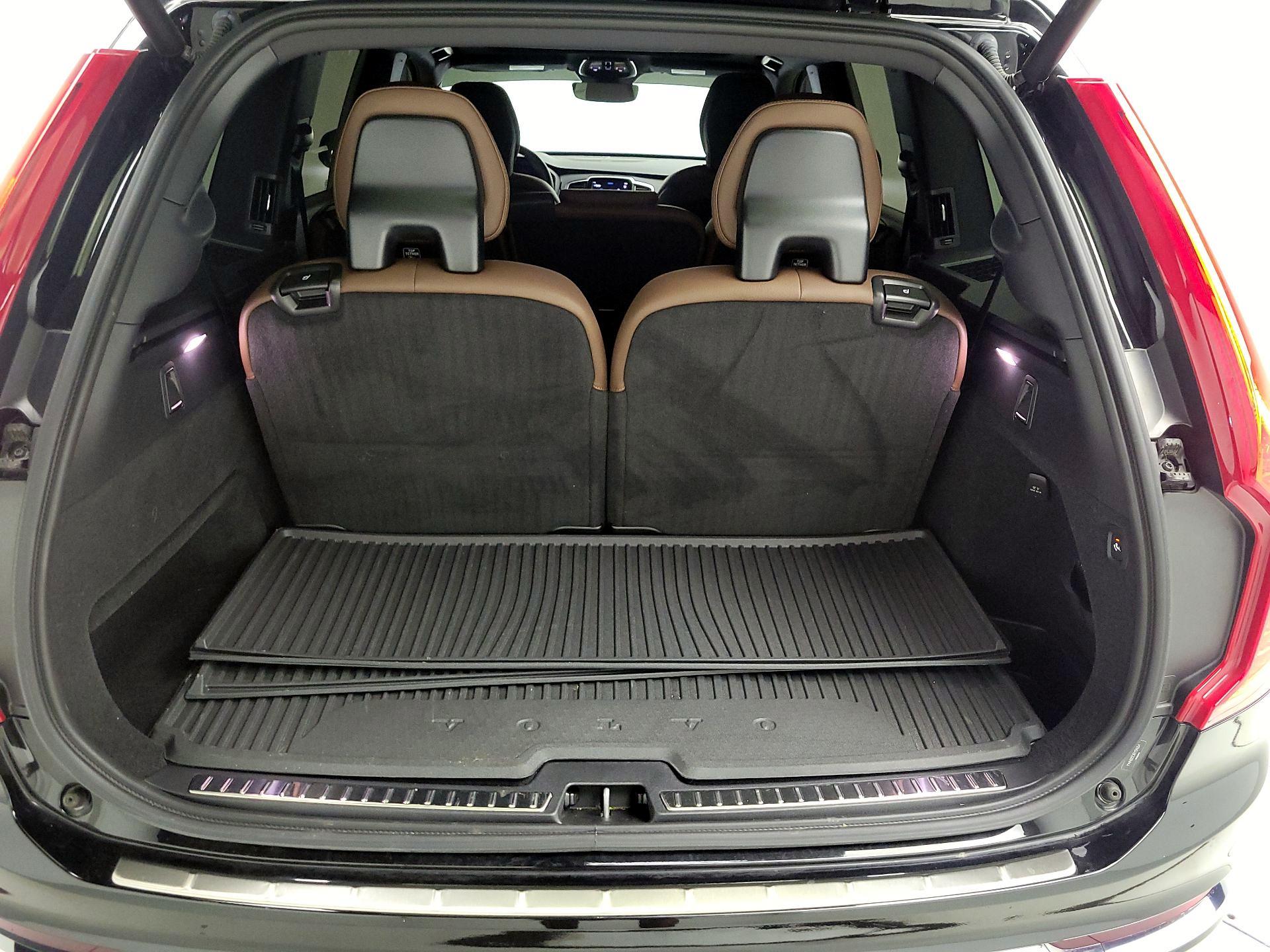 Thumbnail: 2024 Volvo XC90 - 18
