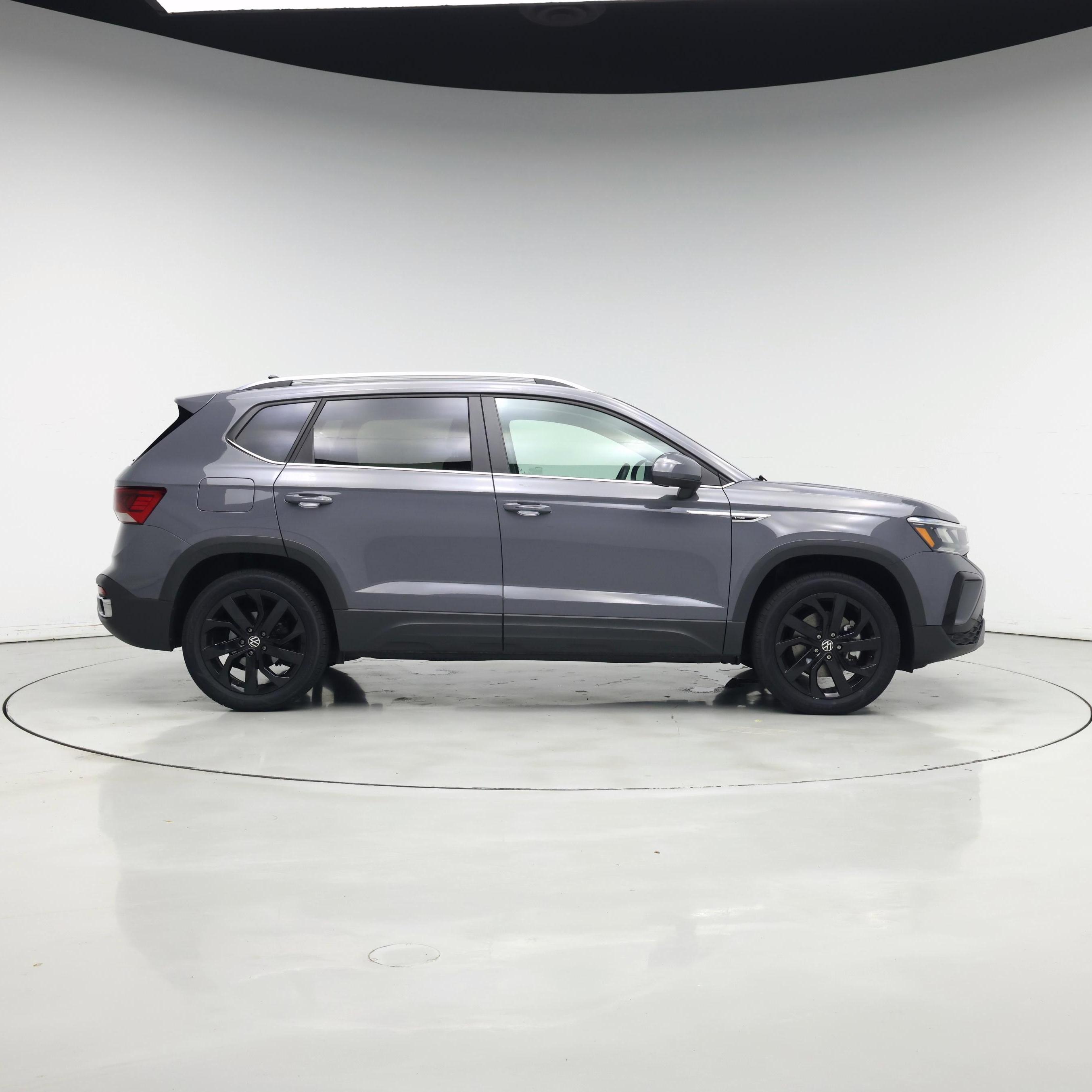 Thumbnail: 2022 Volkswagen Taos - 7